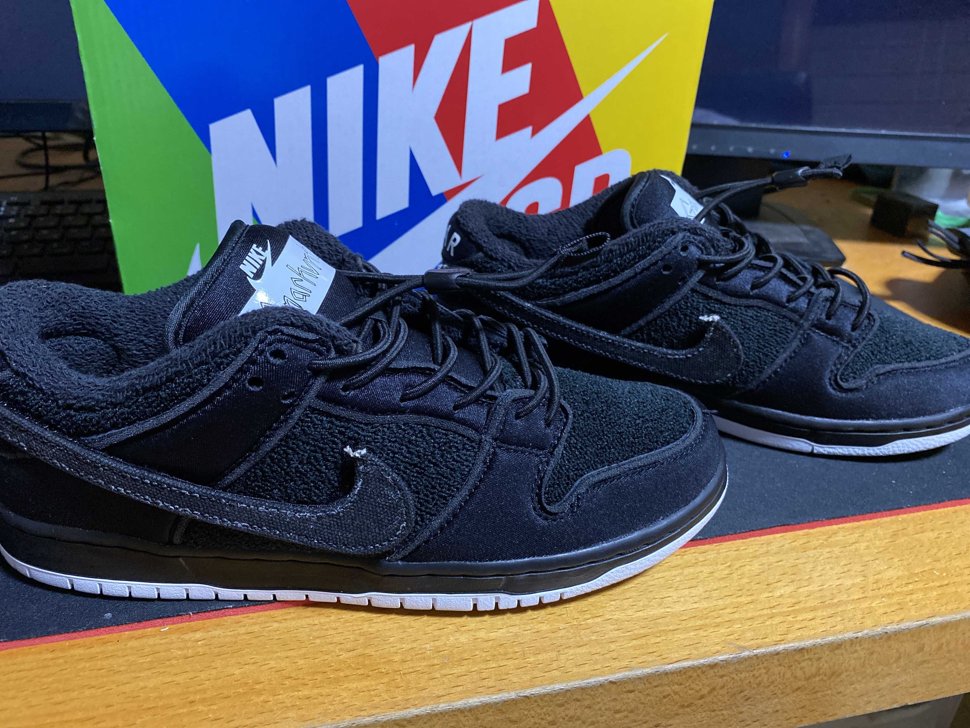 Gnarhunters × Nike SB Dunk Low "Black/White"