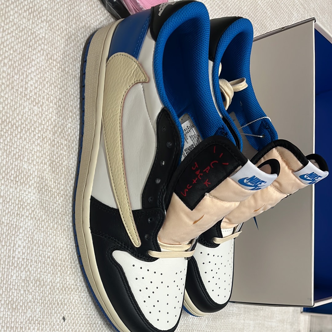 Travis Scott × fragment design × Nike Air Jordan 1 Low OG SP "Military Blue"
