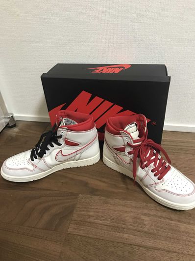 Nike Air Jordan 1 Retro High OG "Sail/University Red"
