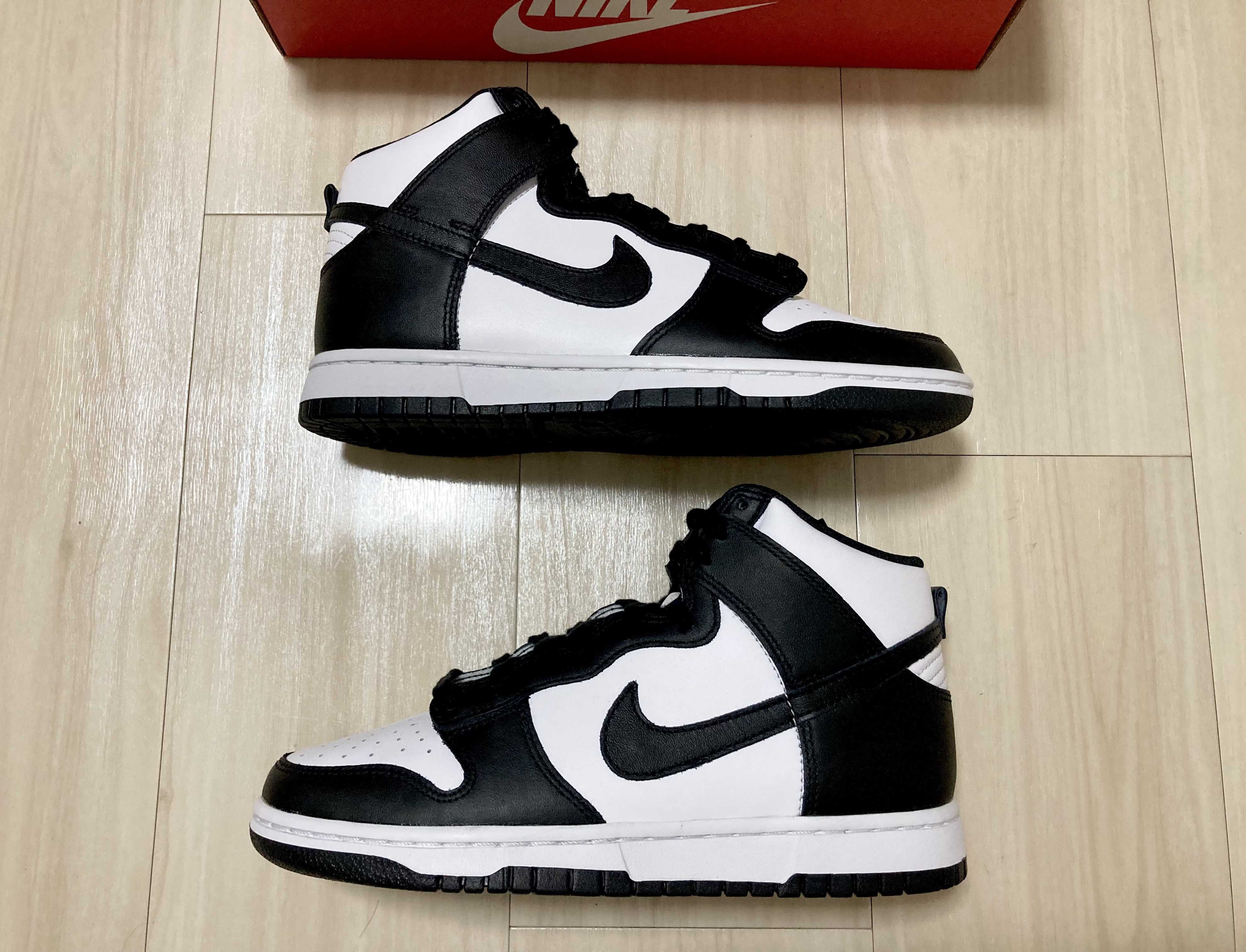 Nike Dunk High "Black and White"