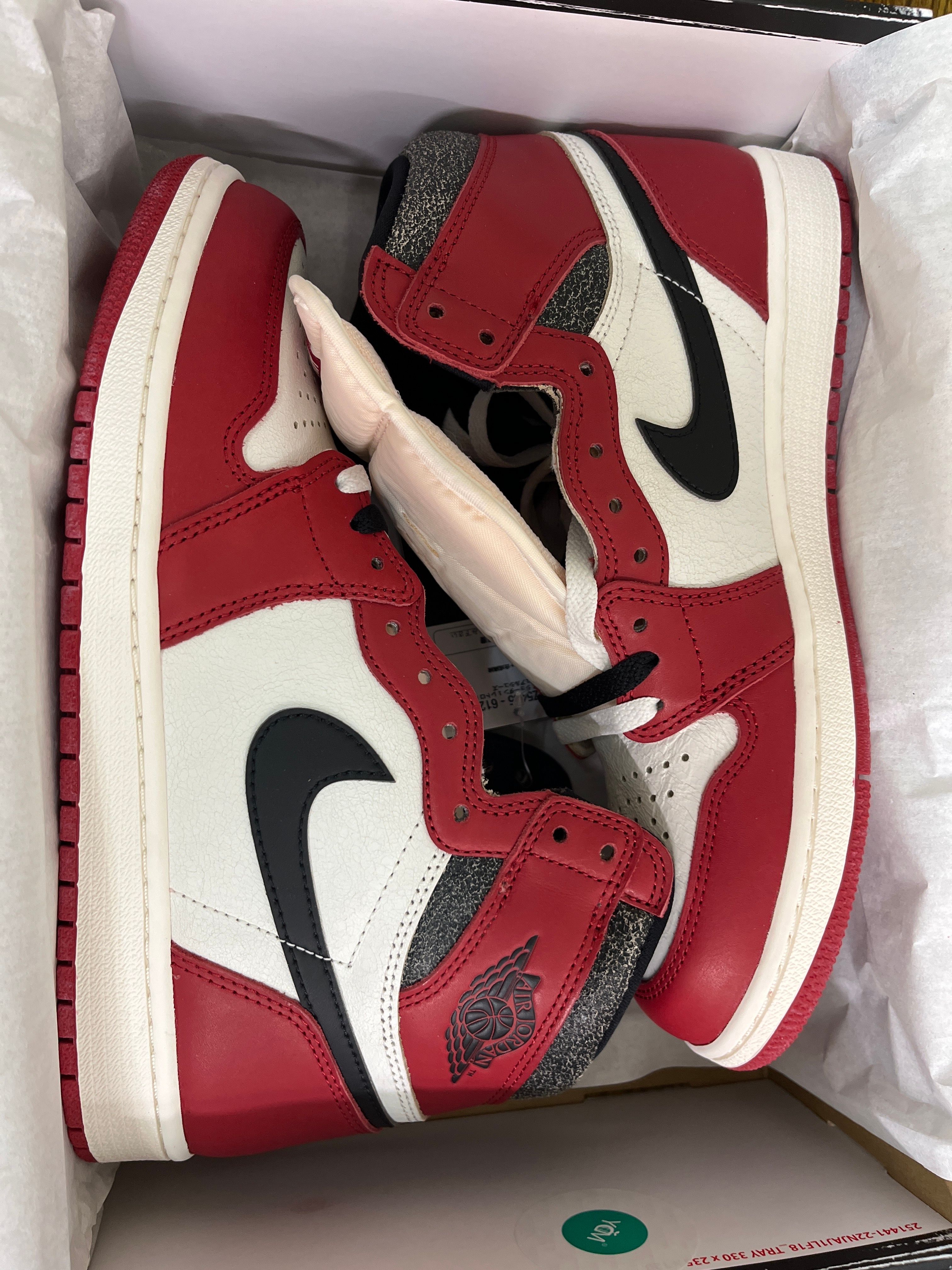 Nike Air Jordan 1 High OG "Lost & Found/Chicago"