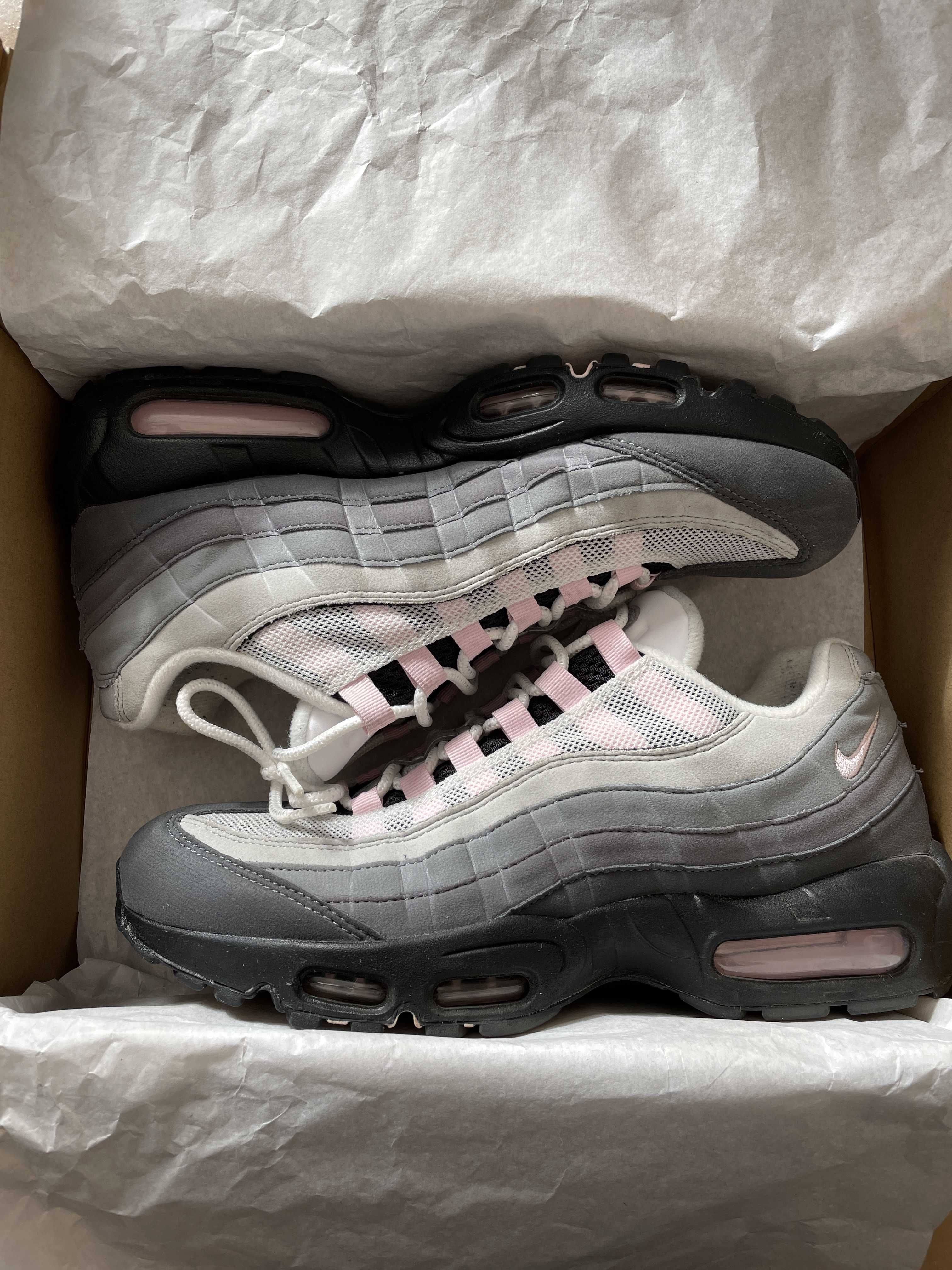 Nike Air Max 95 "Gunsmoke/Pink Foam"