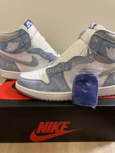 Nike Air Jordan 1 High OG "Hyper Royal"