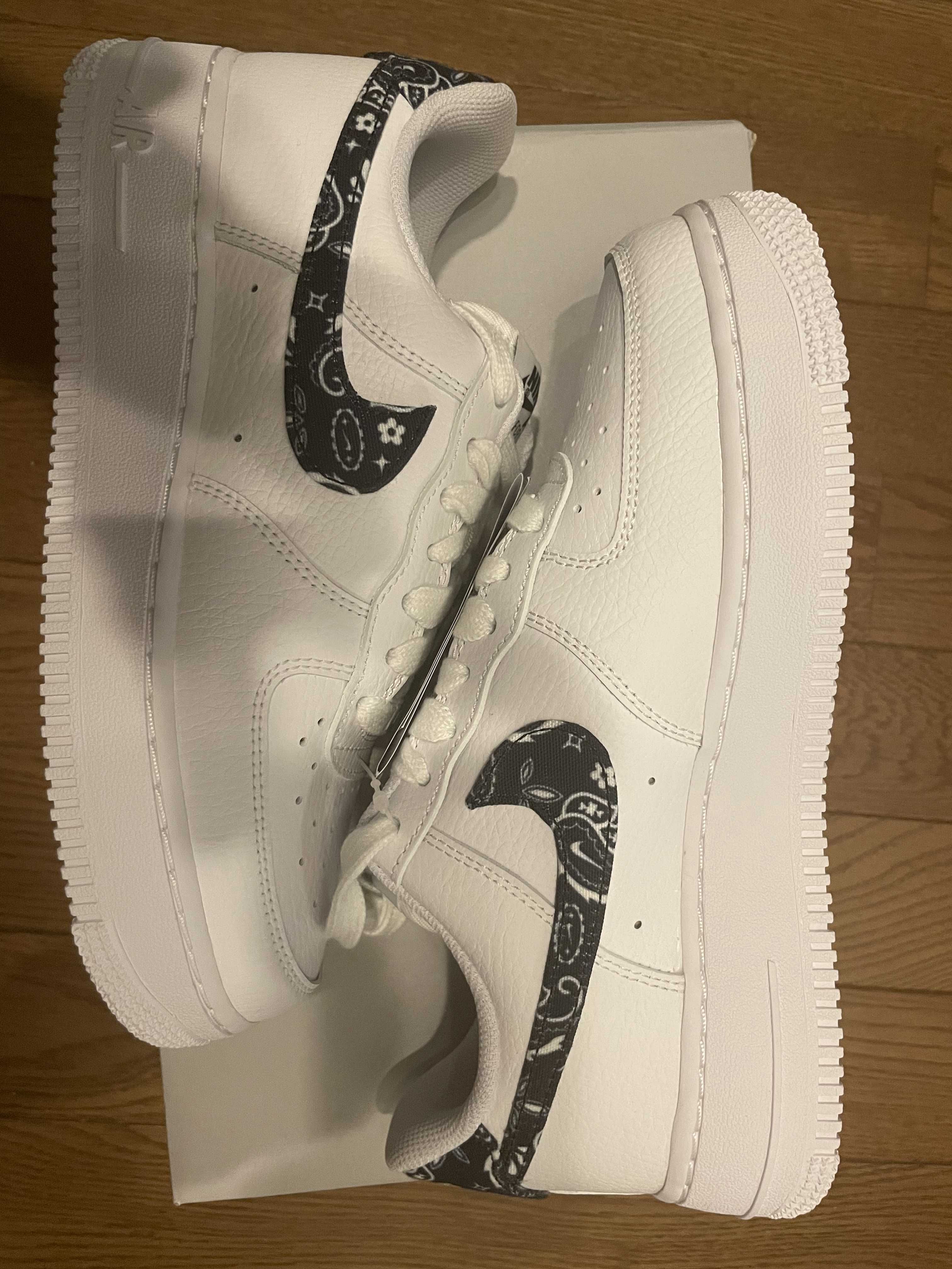 Nike Women's Air Force 1 Low '07 Essential "Black Paisley"