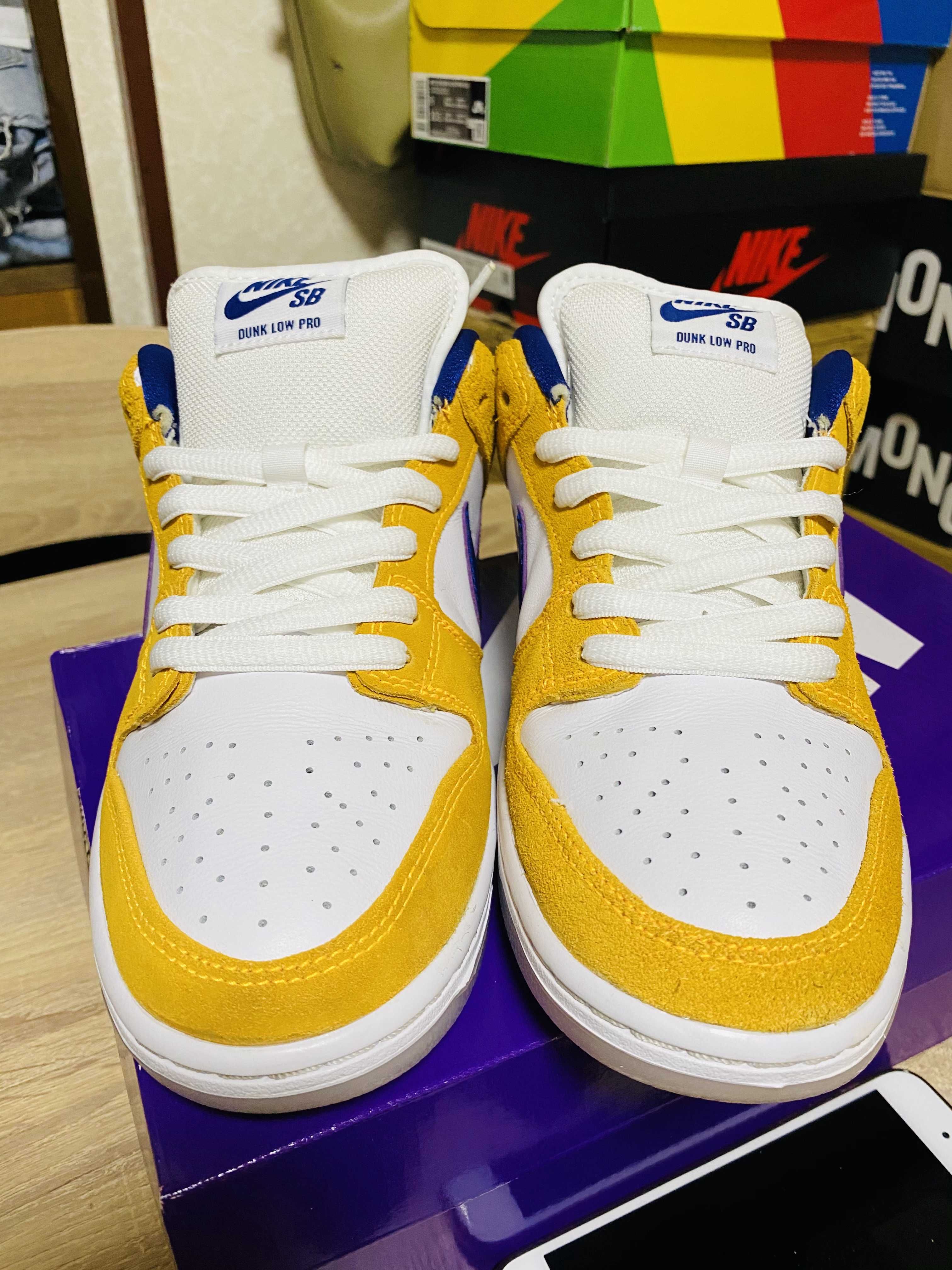 Nike SB Dunk Low "Laser Orange"