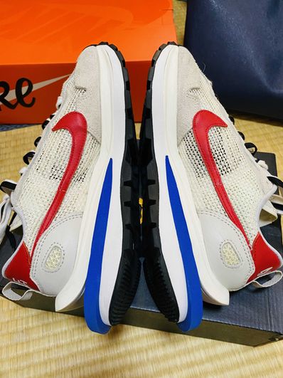 sacai × Nike Vapor Waffle "Royal Fuchsia"