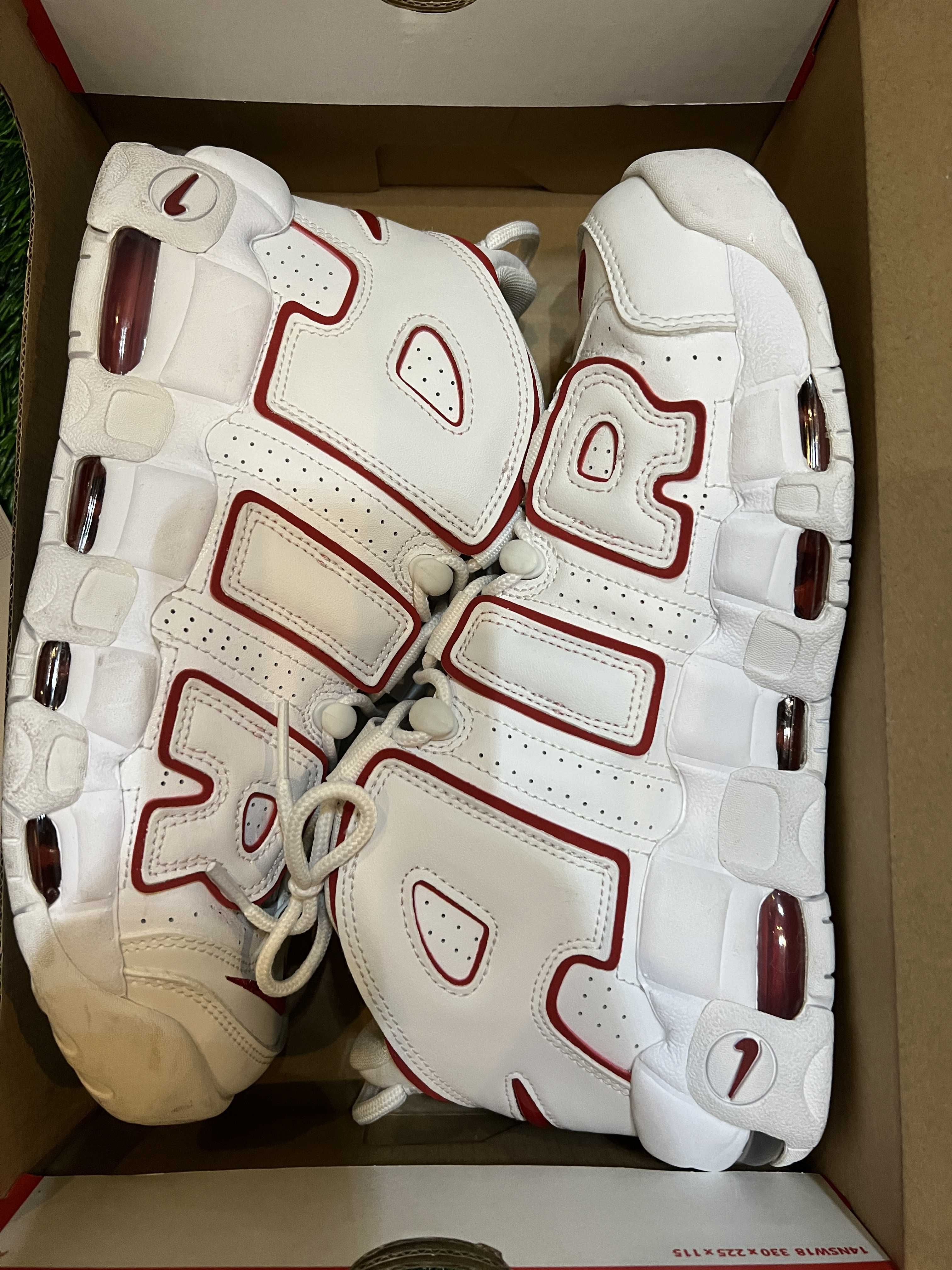 NIKE AIR MORE UPTEMPO "WHITE/VARSITY RED" (2021)