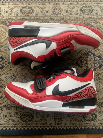 Nike Jordan Legacy 312 Low "Chicago"