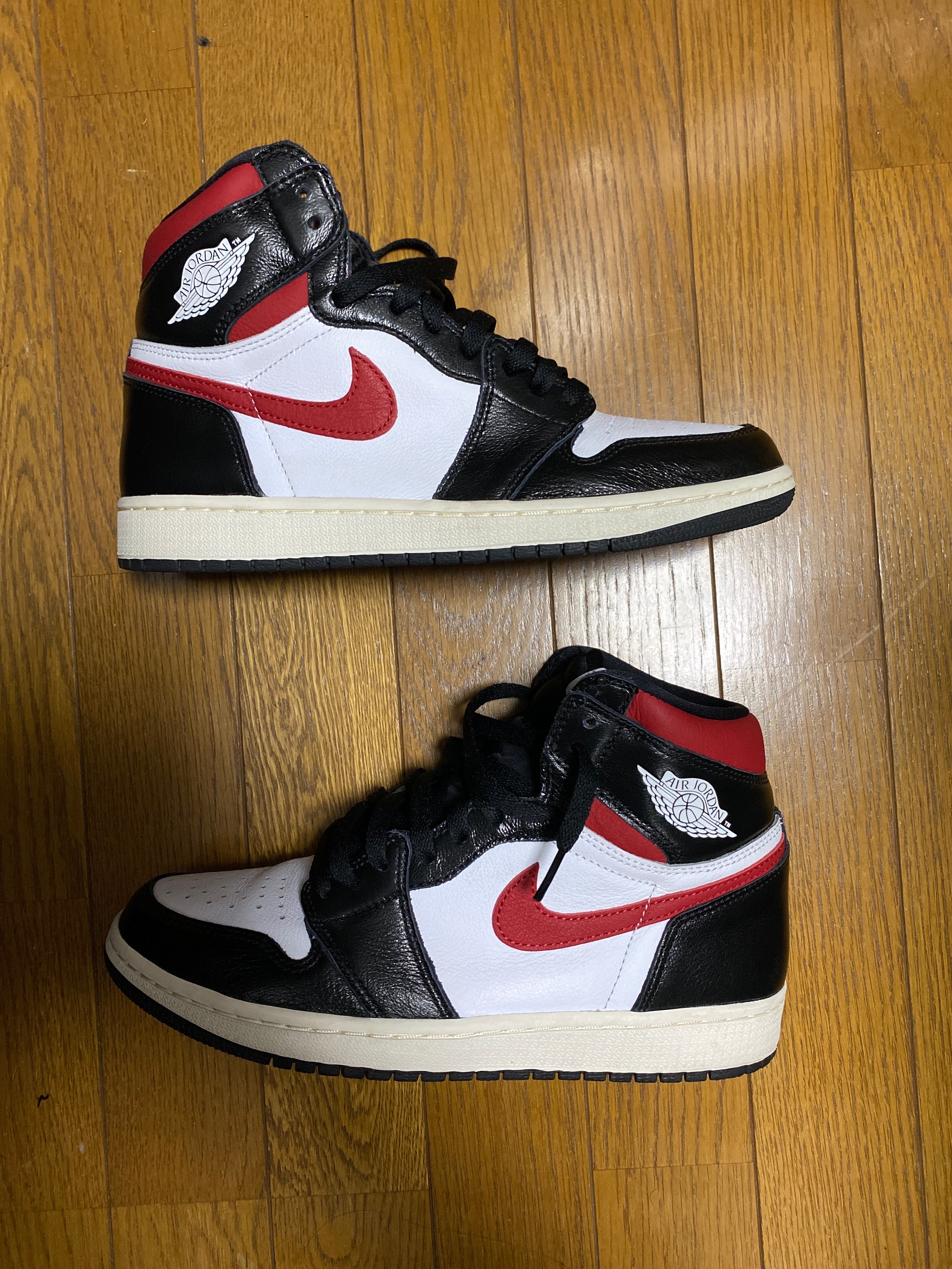 Nike Air Jordan 1 Retro High "Black/White/Sail/Gym Red"
