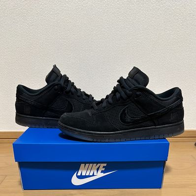 UNDEFEATED × Nike Dunk Low SP "5 ON IT"