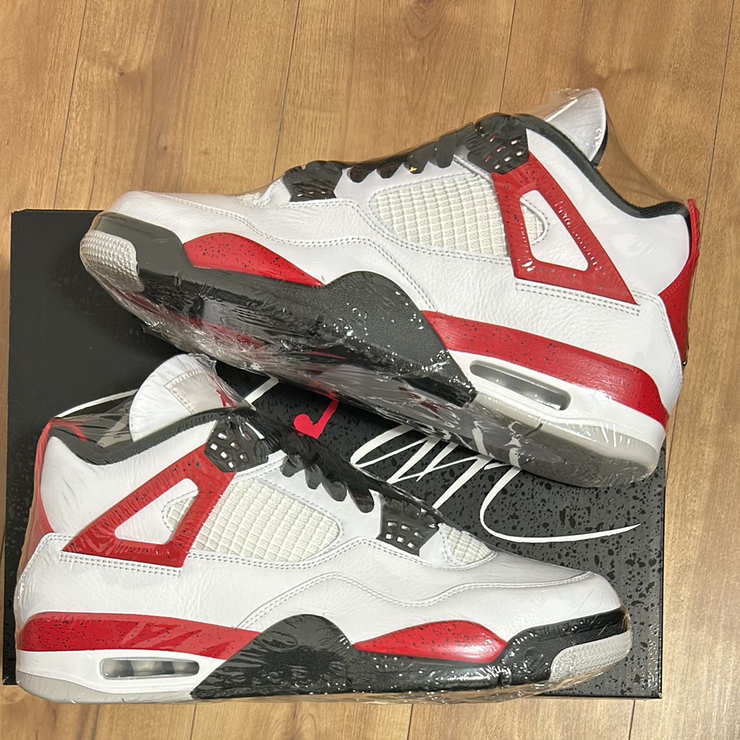 Nike Air Jordan 4 Retro "Red Cement"