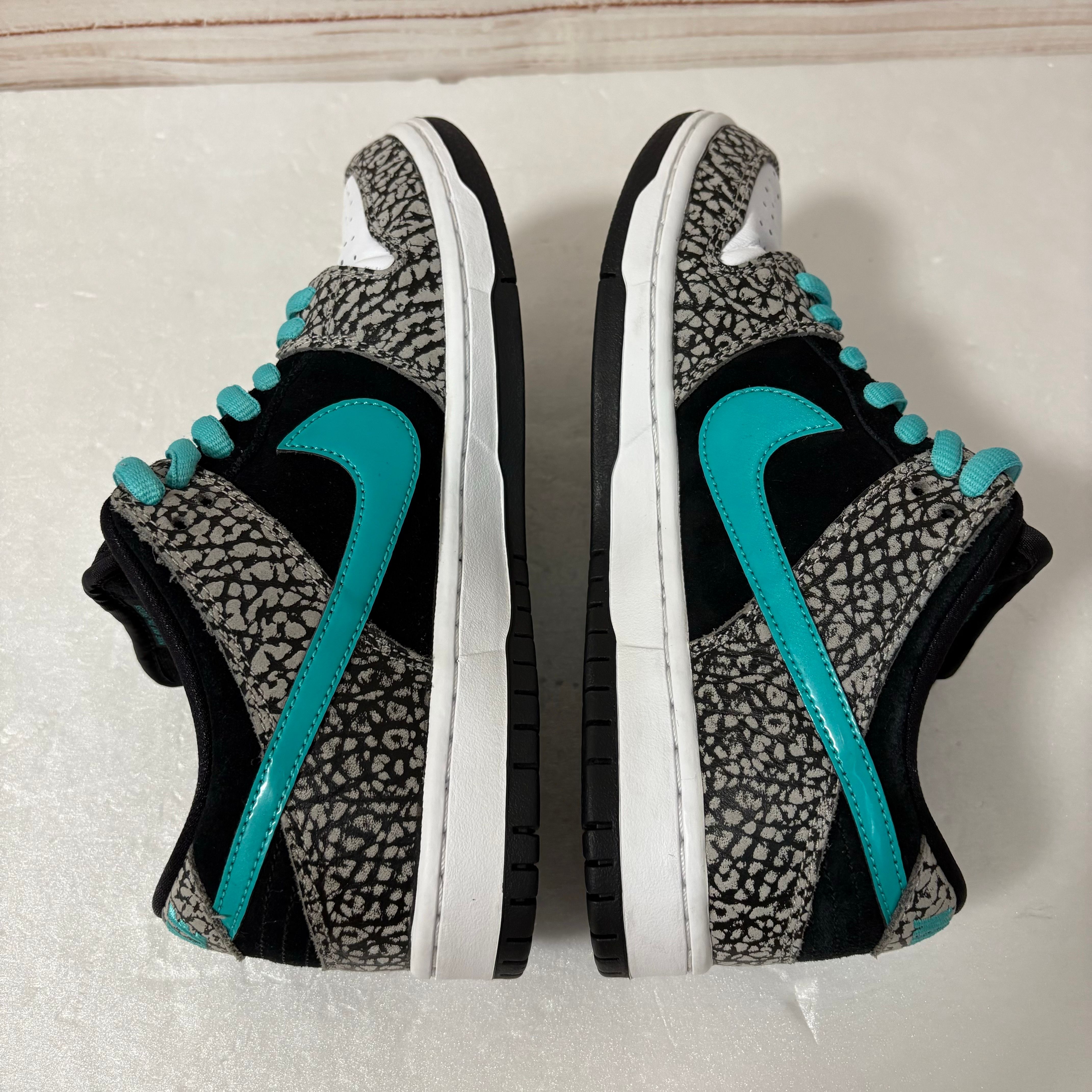 Nike SB Dunk Low "Elephant/Safari"