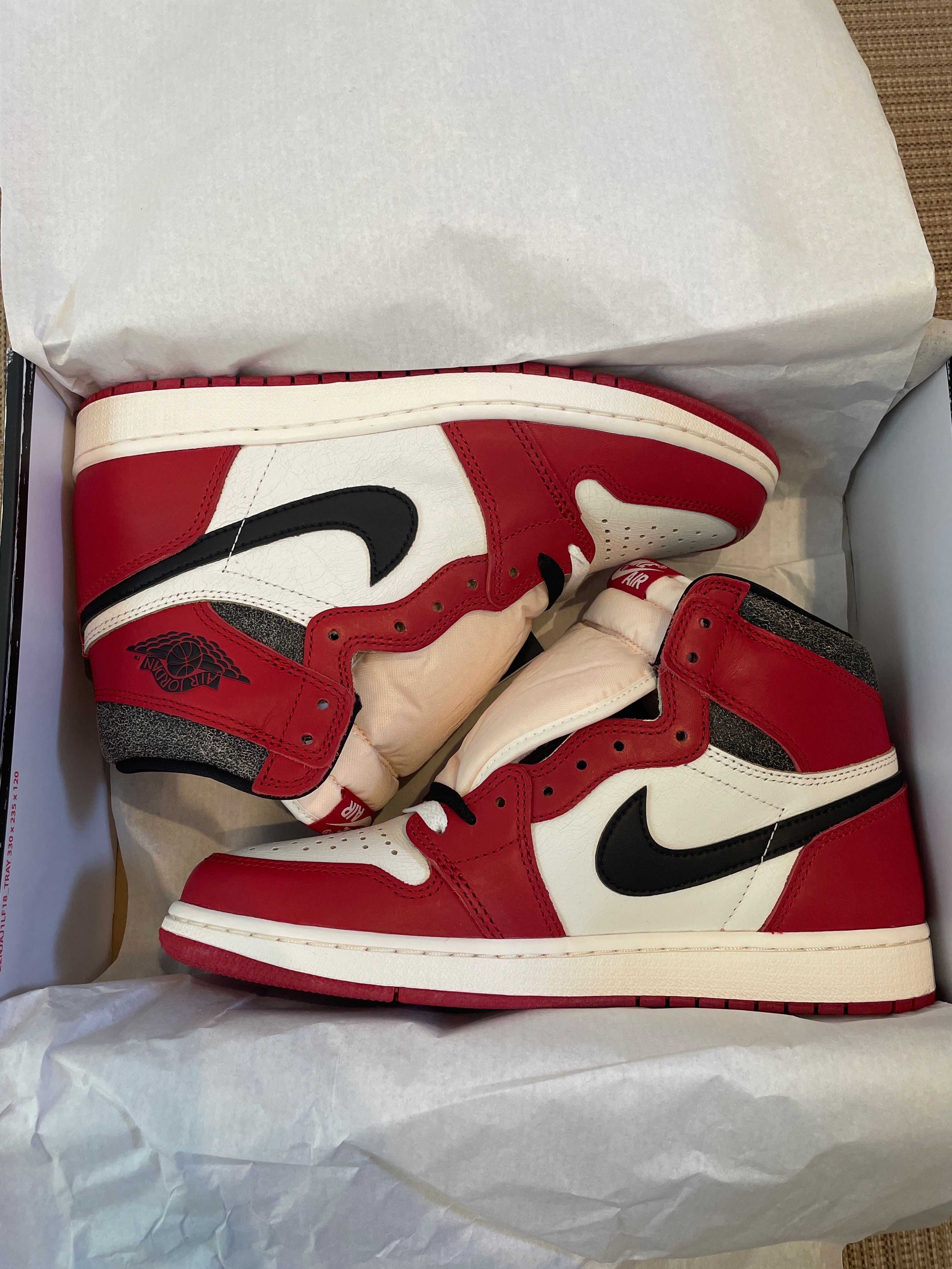 Nike Air Jordan 1 High OG "Lost & Found/Chicago"