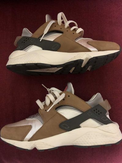 Stussy × Nike Air Huarache "Desert Oak"