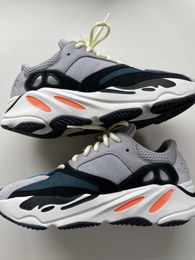 adidas YEEZY Boost 700 "Wave Runner"