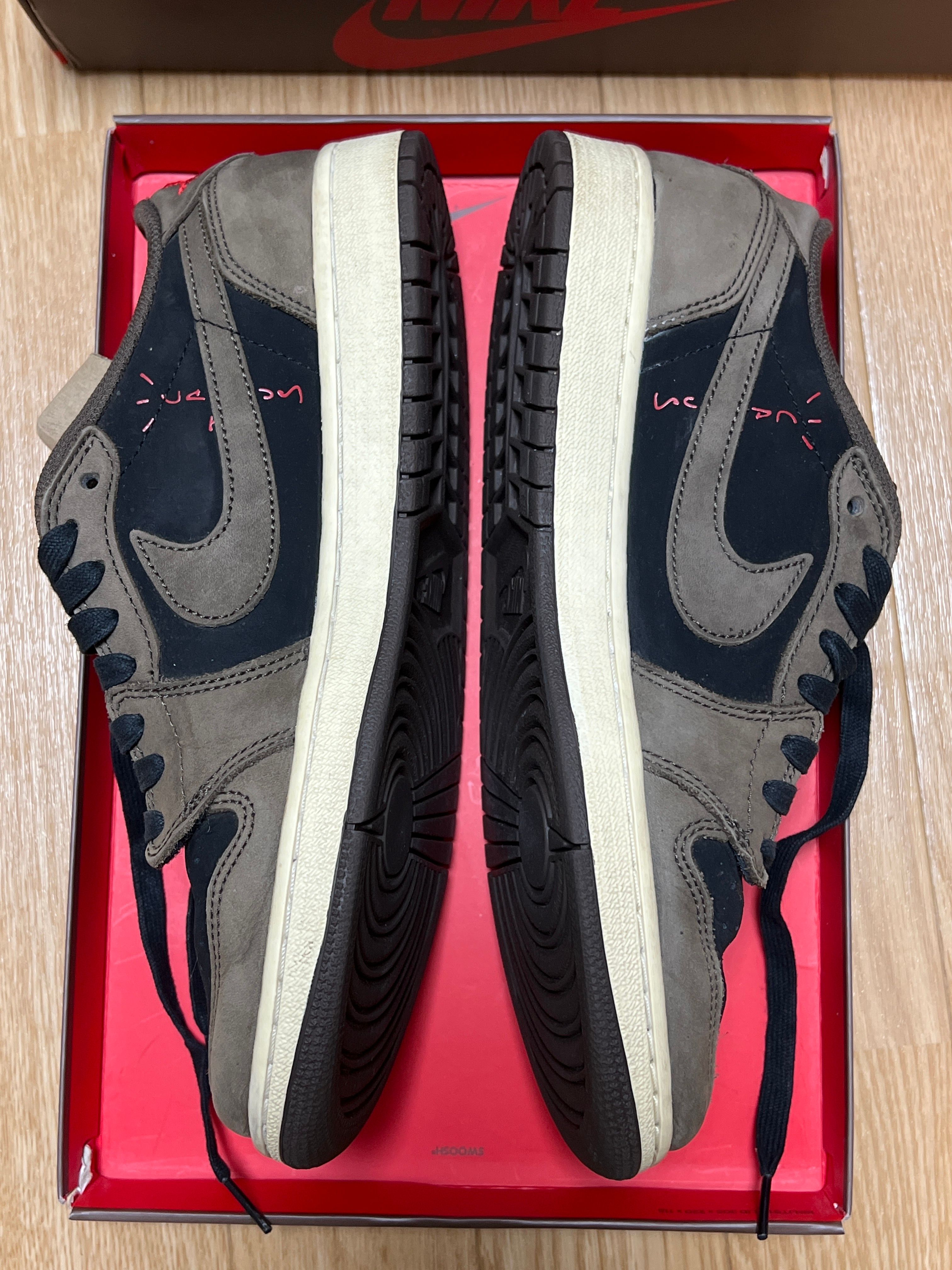 Travis Scott × Nike Air Jordan 1 Low OG SP-T "Black/Dark Mocha"