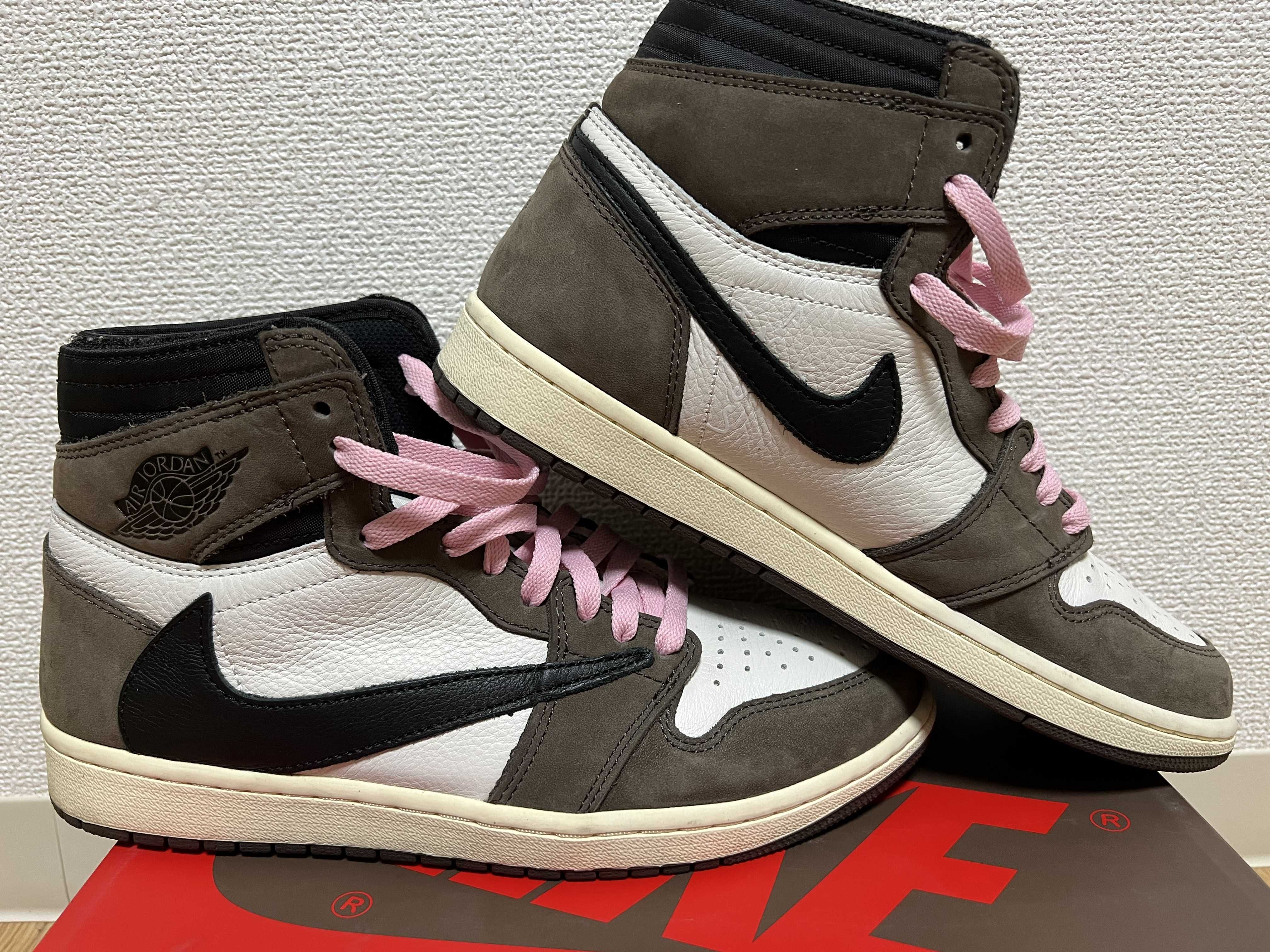 Travis Scott × Nike Air Jordan 1 Retro High OG TS SP "Sail/Dark Mocha"