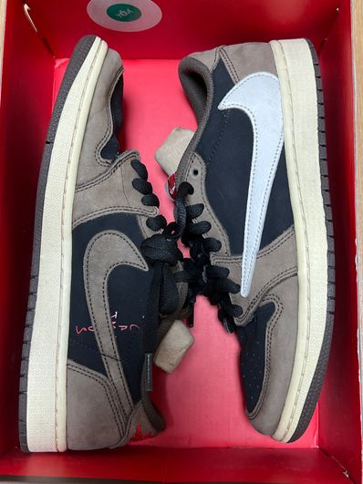 Travis Scott × Nike Air Jordan 1 Low OG SP-T "Black/Dark Mocha"