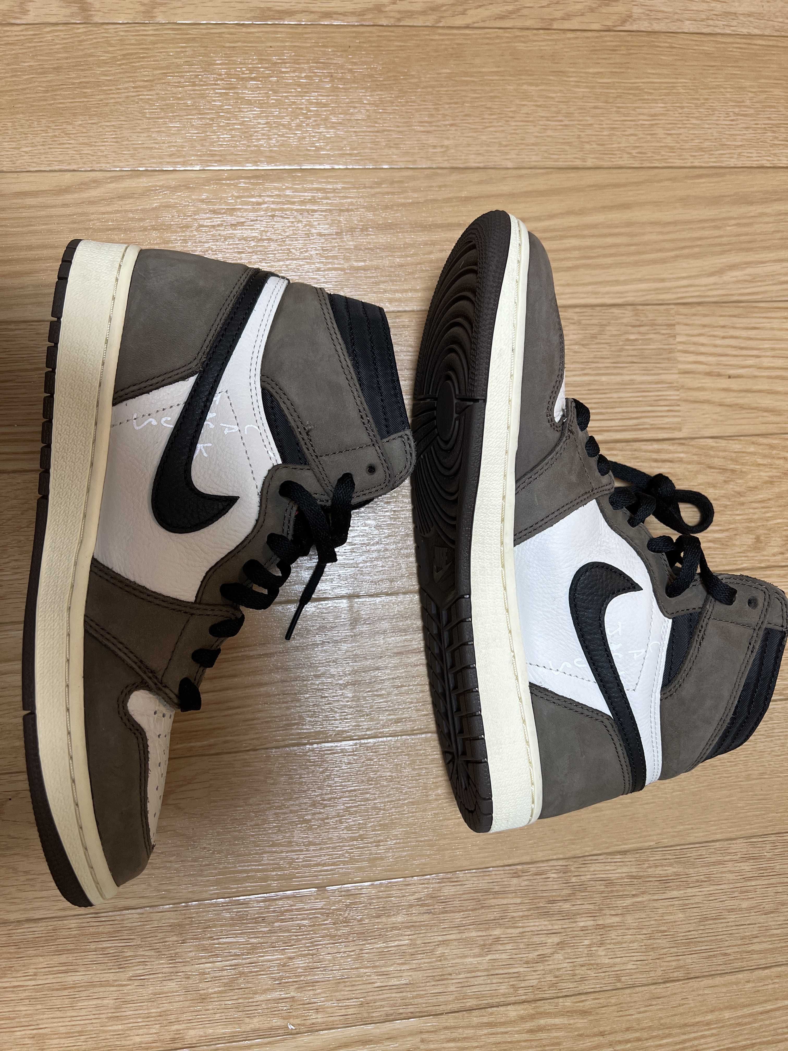 Travis Scott × Nike Air Jordan 1 Retro High OG TS SP "Sail/Dark Mocha"