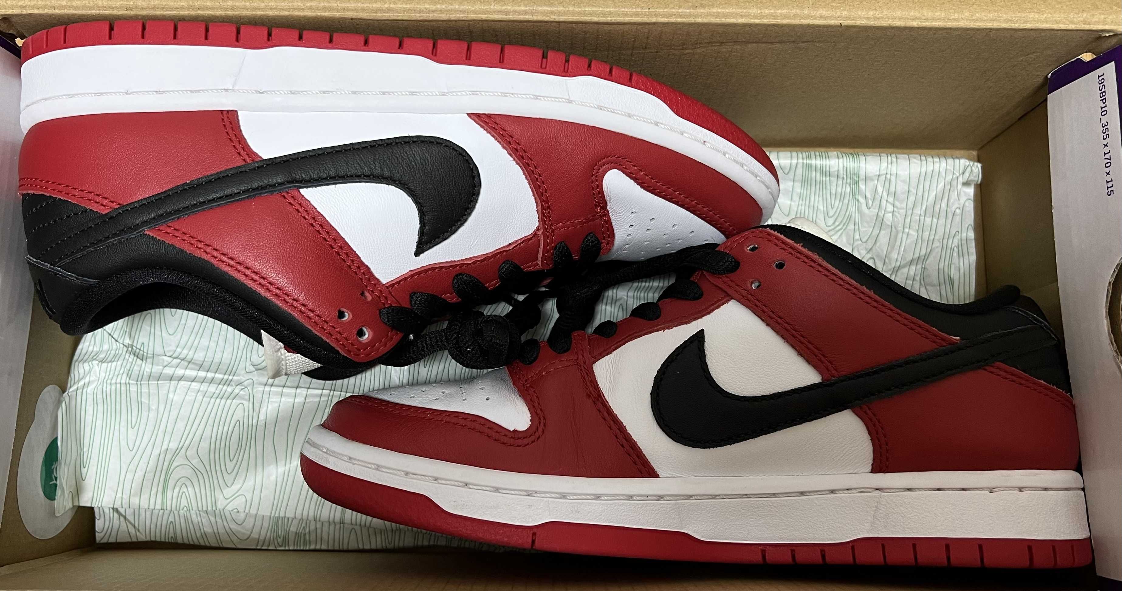 Nike SB Dunk Low Pro "J-Pack Chicago/Varsity Red and White"