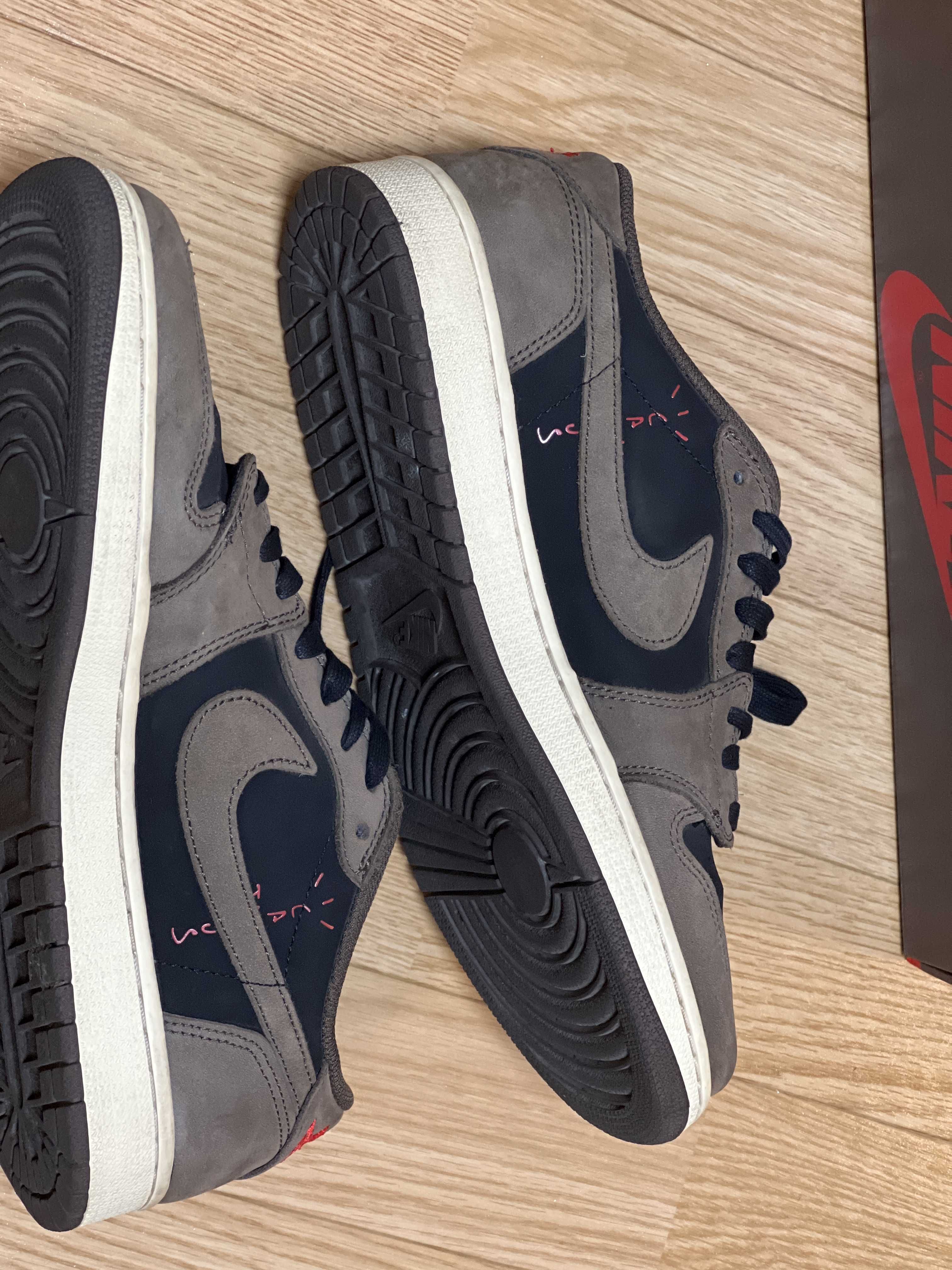Travis Scott × Nike Air Jordan 1 Low OG SP-T "Black/Dark Mocha"