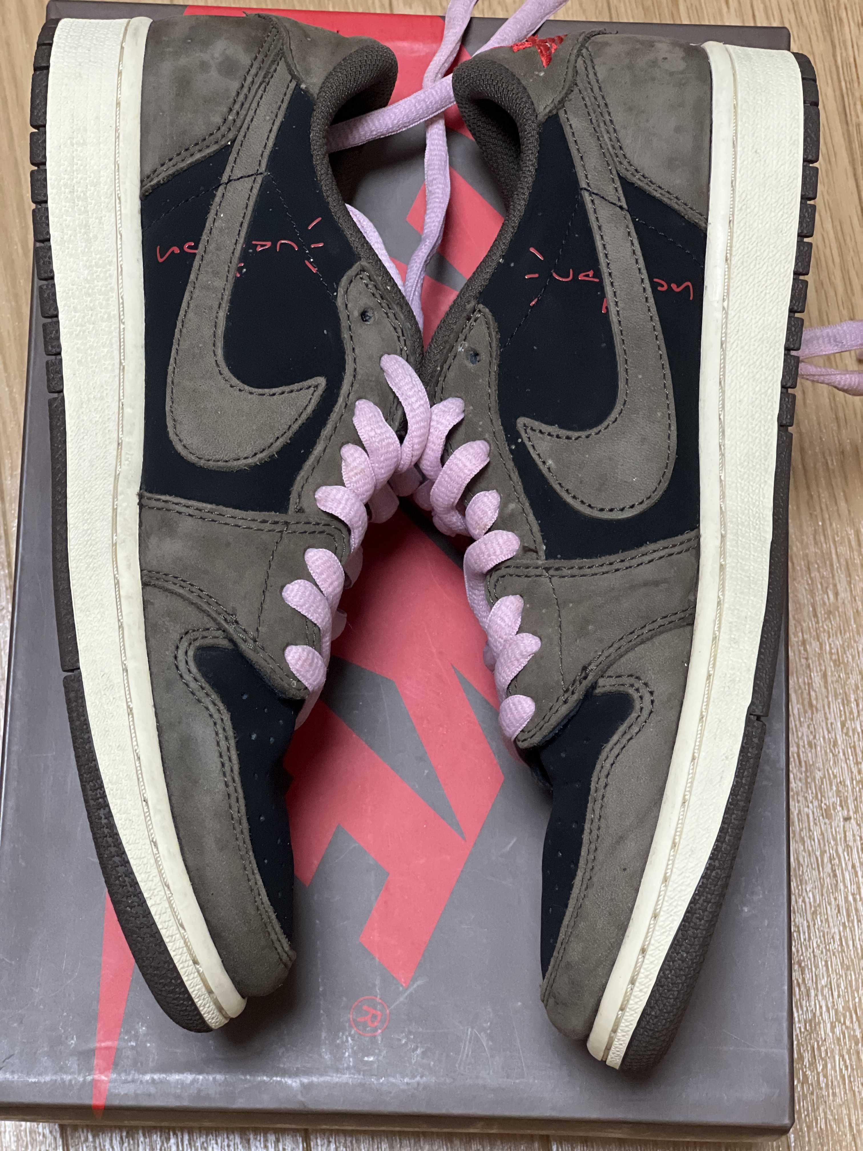 Travis Scott × Nike Air Jordan 1 Low OG SP-T "Black/Dark Mocha"