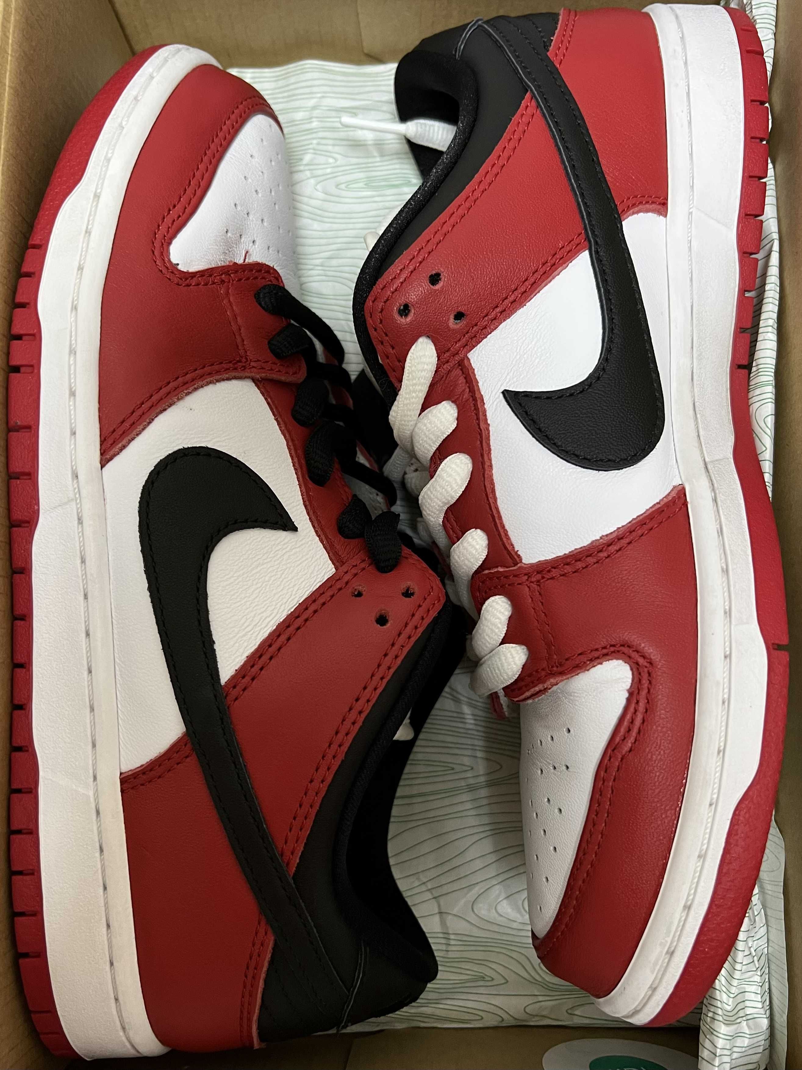 Nike SB Dunk Low Pro "J-Pack Chicago/Varsity Red and White"