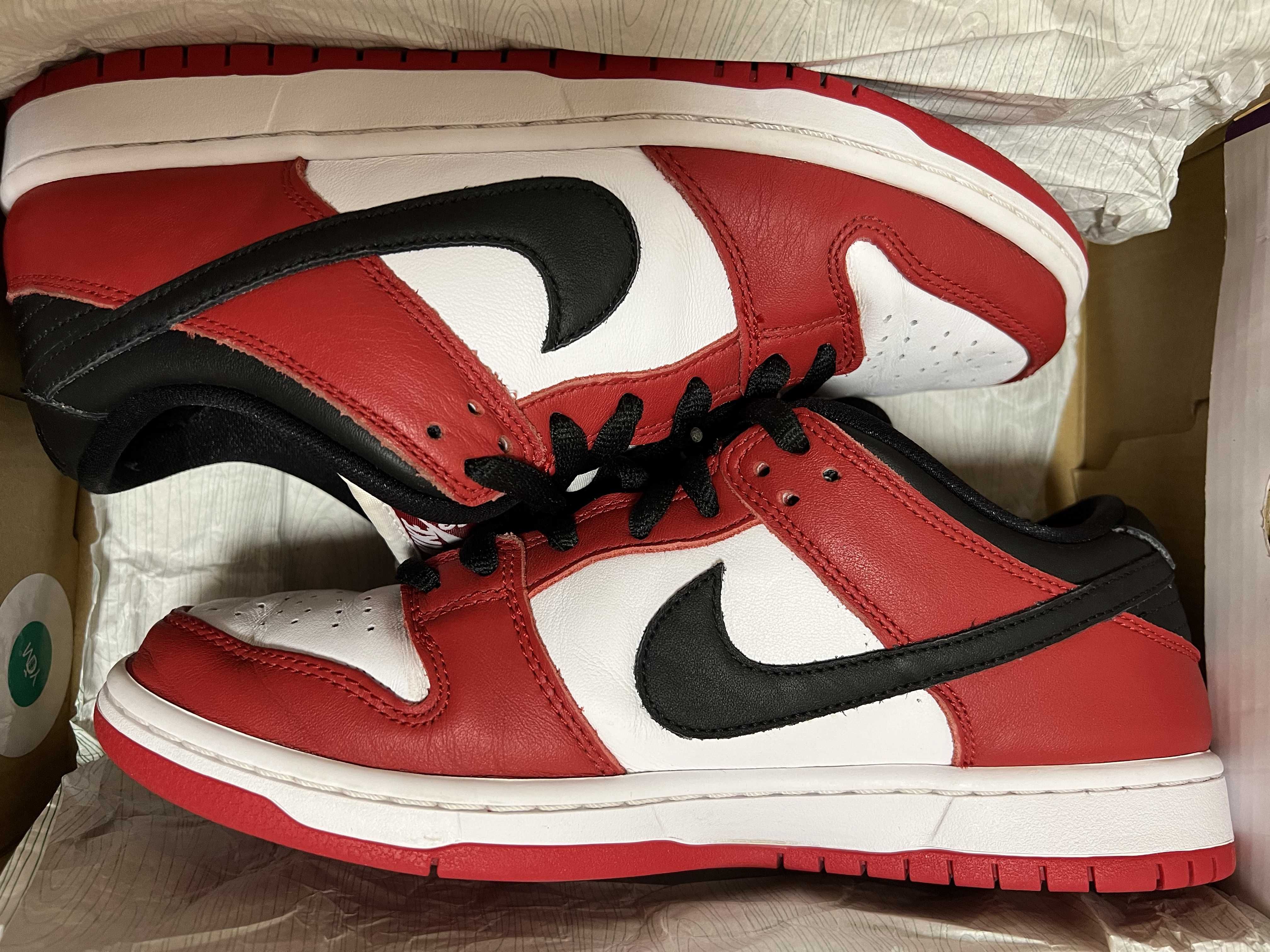 Nike SB Dunk Low Pro "J-Pack Chicago/Varsity Red and White"