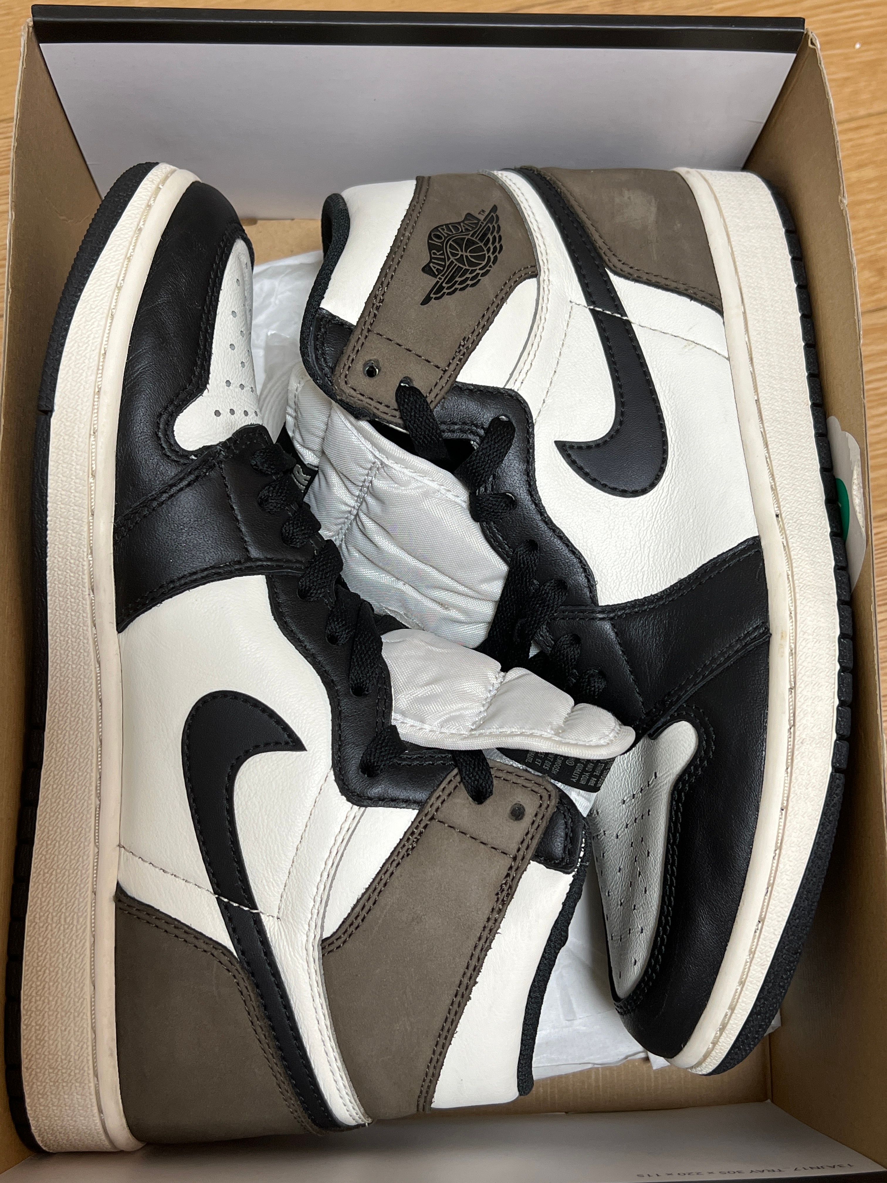Nike Air Jordan 1 High OG "Sail/Dark Mocha/Black"