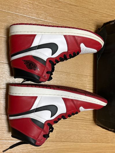 Nike Air Jordan 1 Retro High "Chicago" (2015)