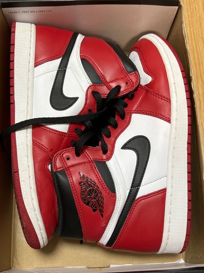 Nike Air Jordan 1 Retro High "Chicago" (2015)