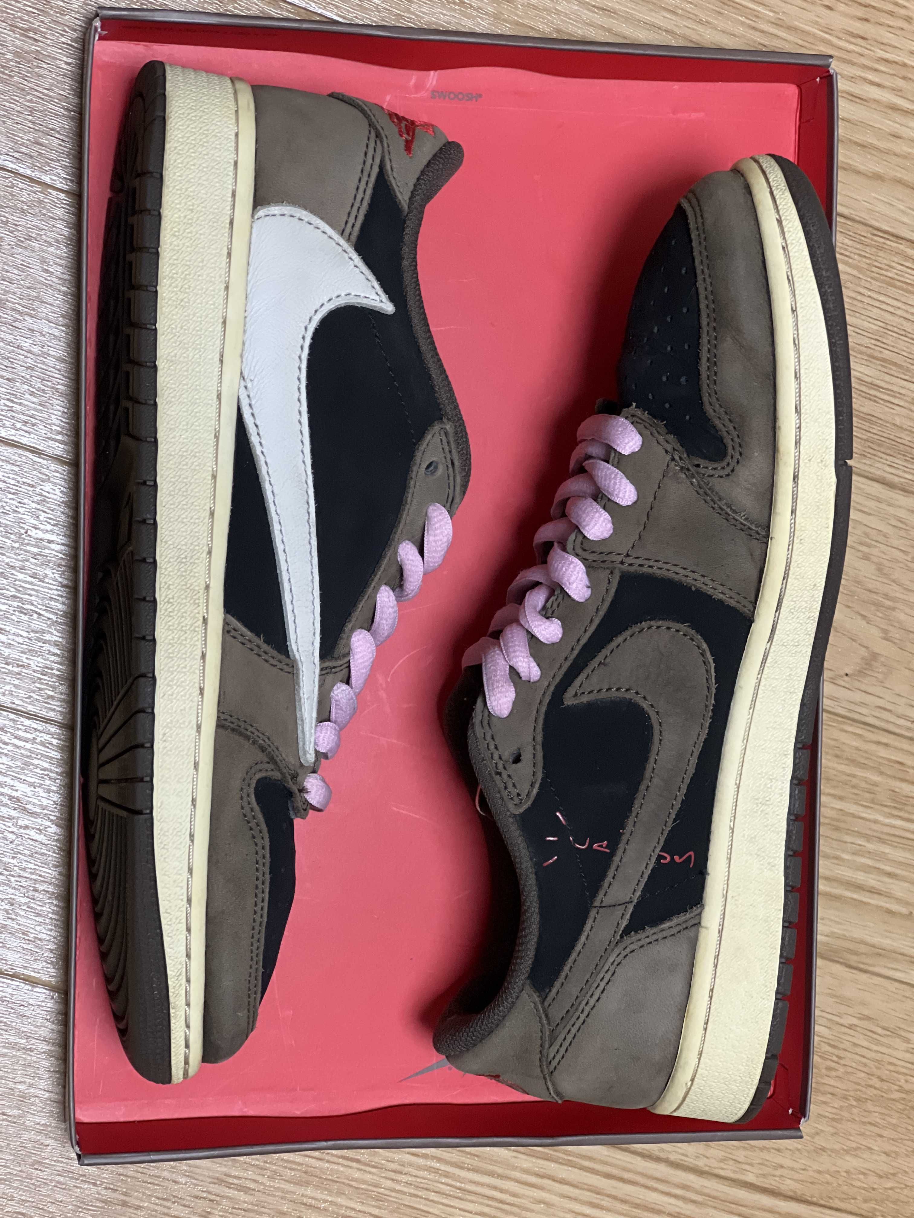 Travis Scott × Nike Air Jordan 1 Low OG SP-T "Black/Dark Mocha"