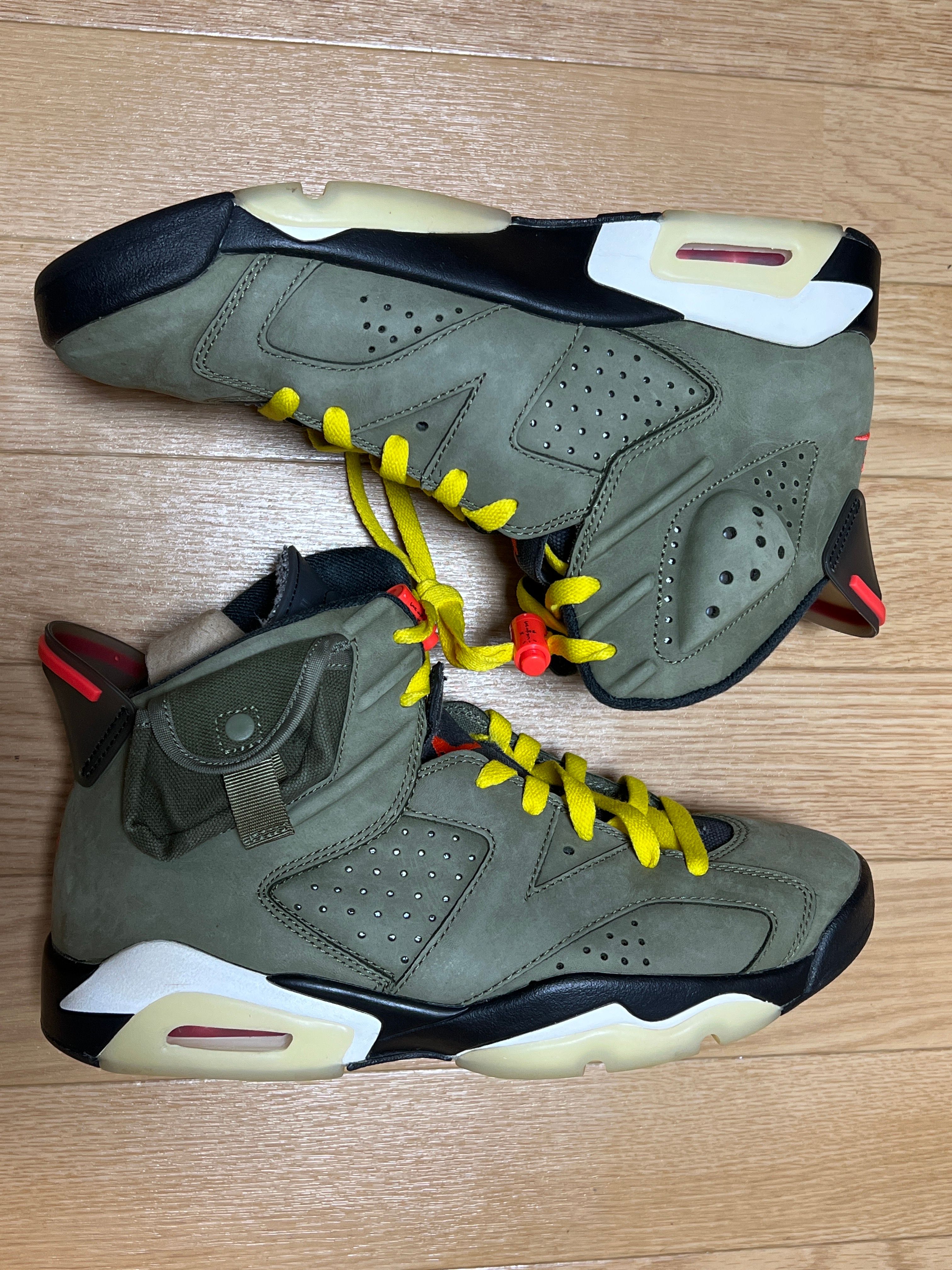Travis Scott × Nike Air Jordan 6 Retro "Medium Olive"