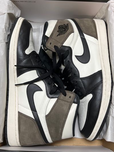 Nike Air Jordan 1 High OG "Sail/Dark Mocha/Black"