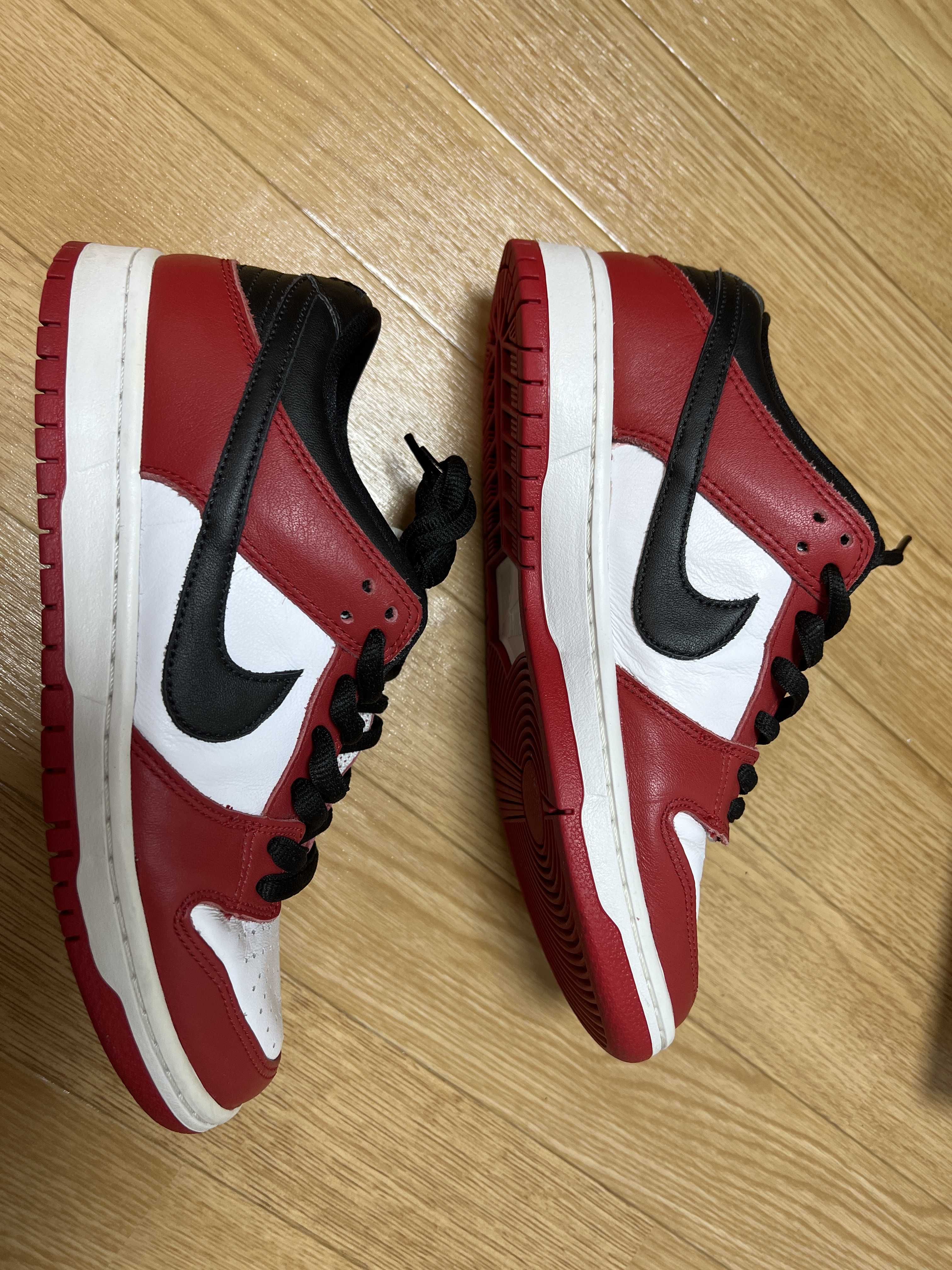 Nike SB Dunk Low Pro "J-Pack Chicago/Varsity Red and White"