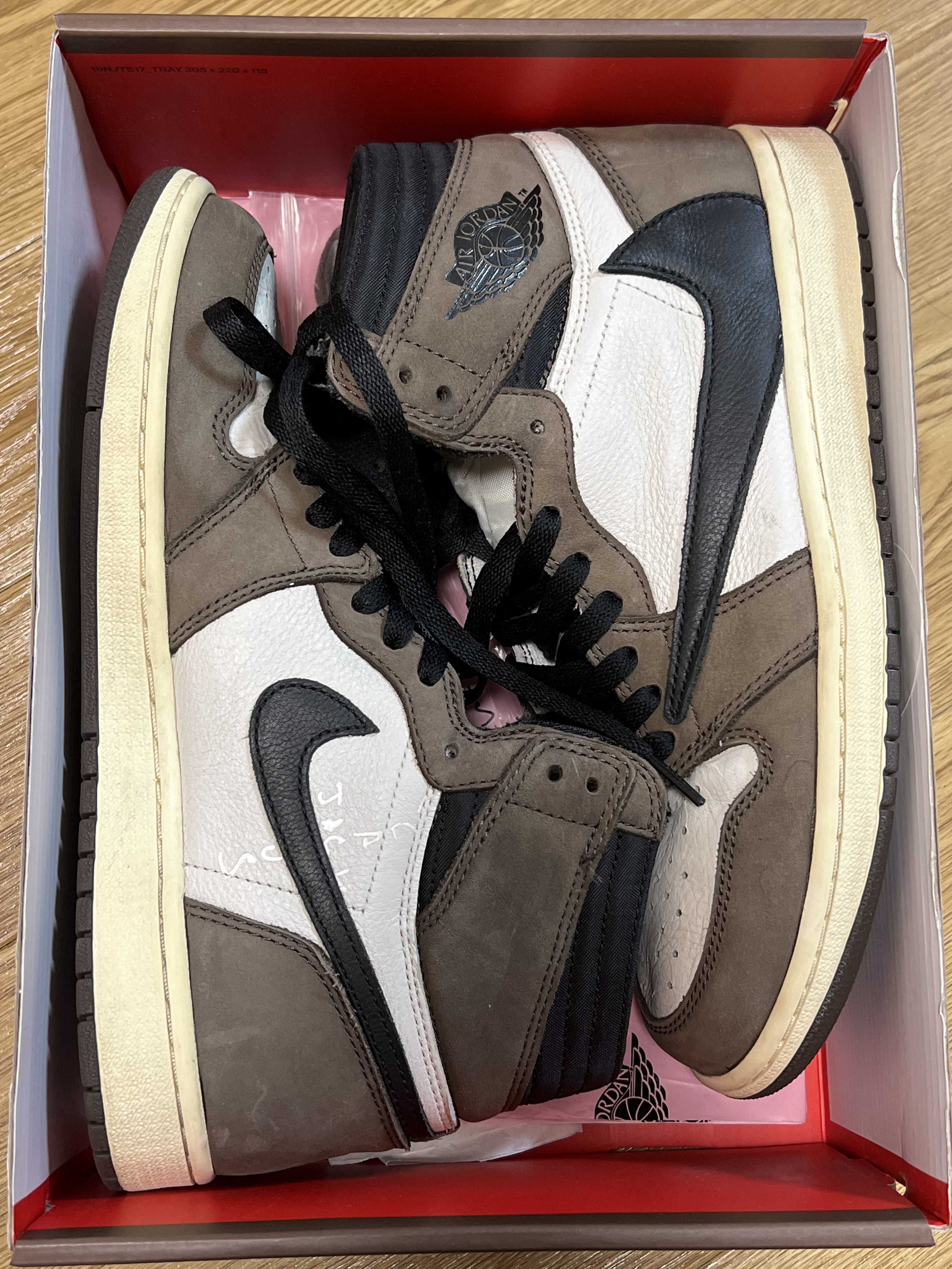 Travis Scott × Nike Air Jordan 1 Retro High OG TS SP "Sail/Dark Mocha"