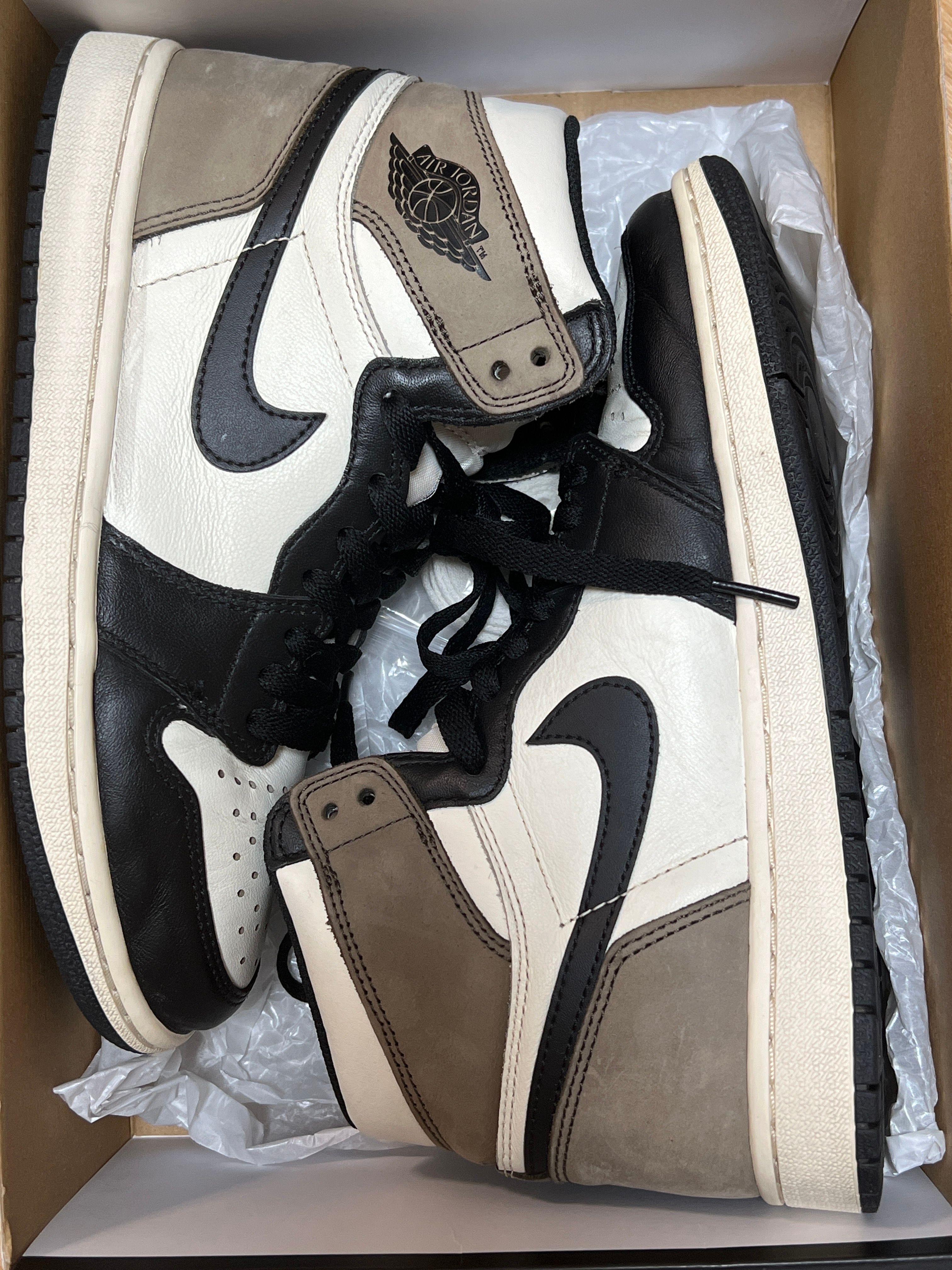Nike Air Jordan 1 High OG "Sail/Dark Mocha/Black"