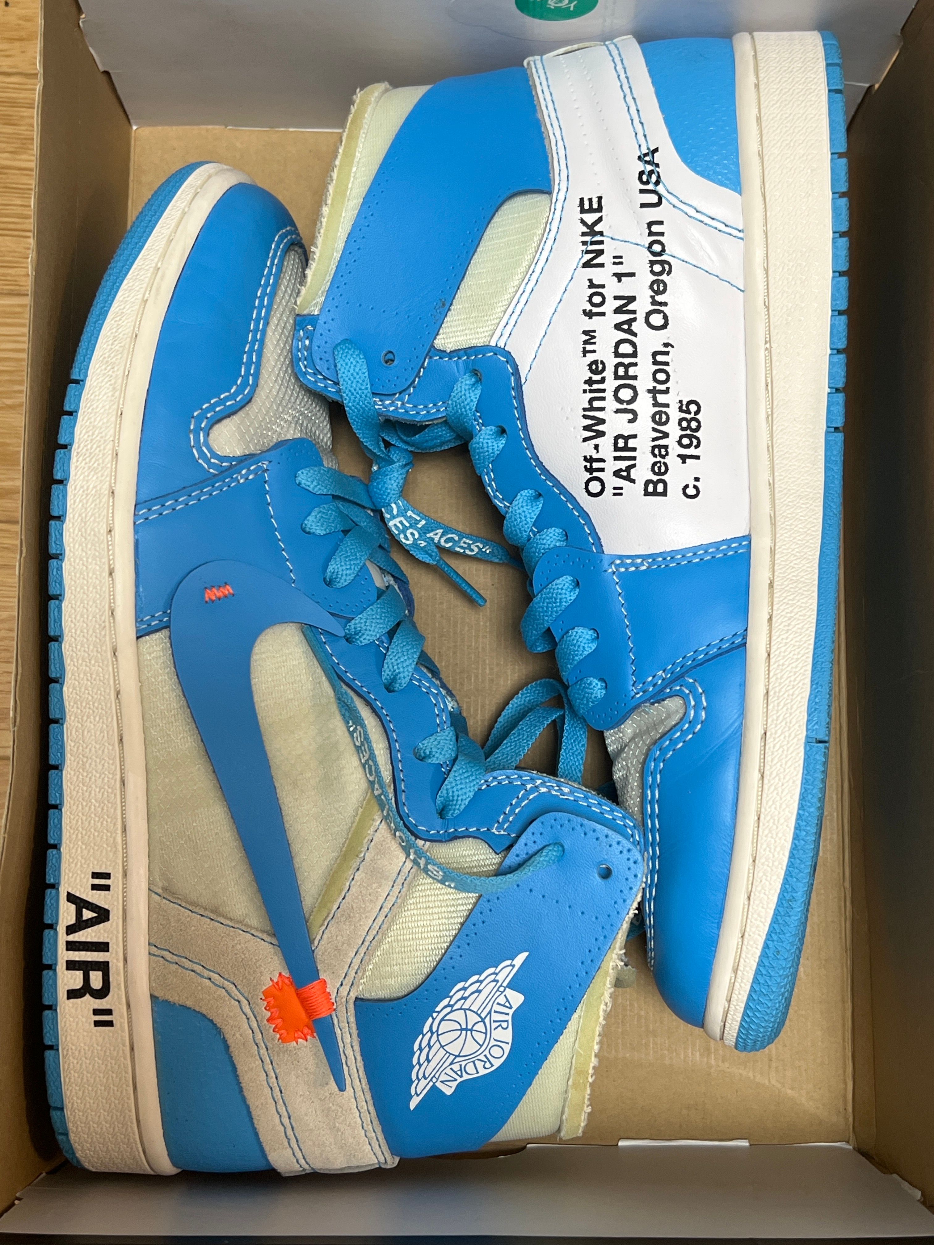Off-White × Nike Air Jordan 1 High UNC "White/Dark Powder Blue"
