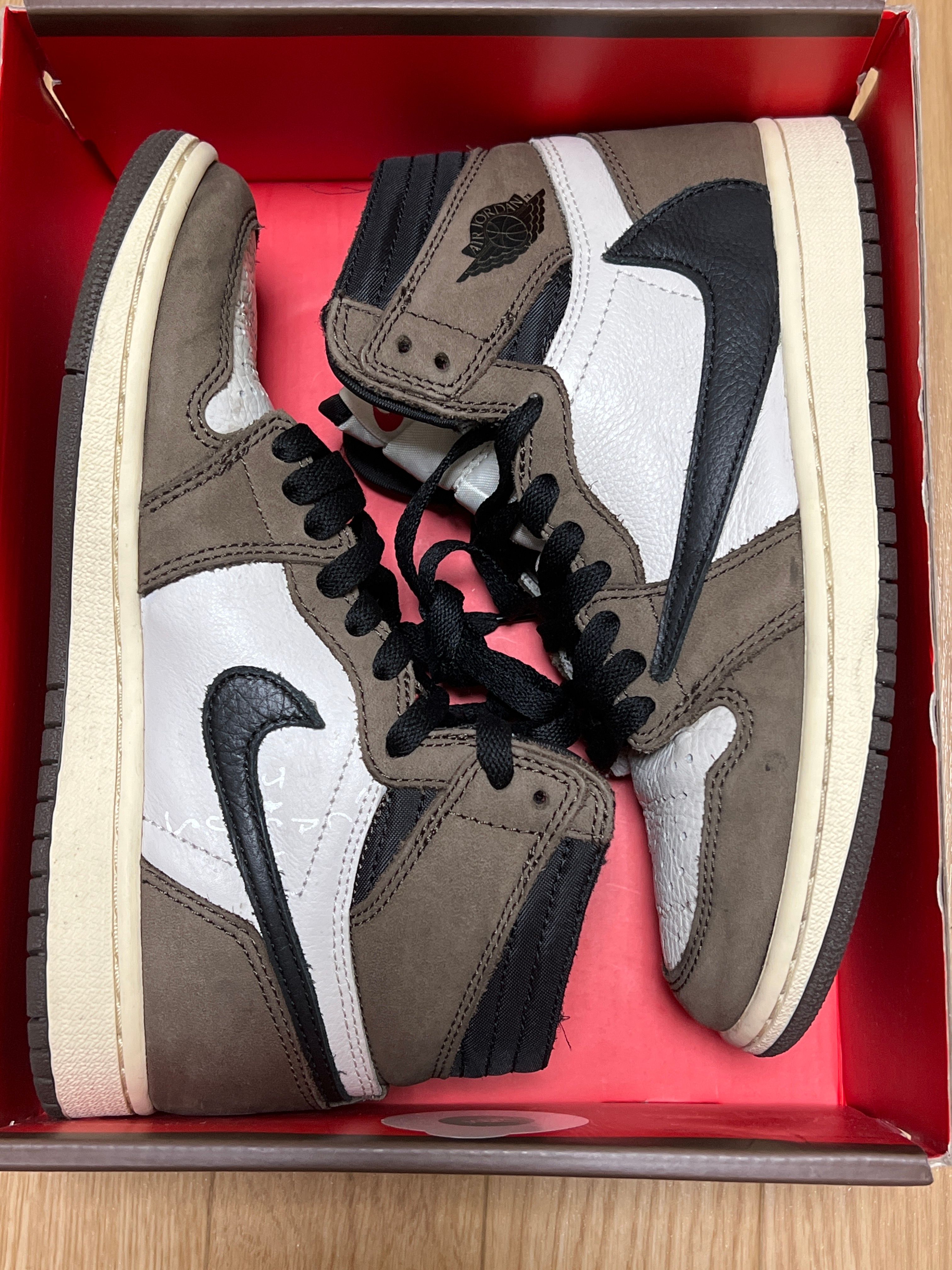 Travis Scott × Nike Air Jordan 1 Retro High OG TS SP "Sail/Dark Mocha"