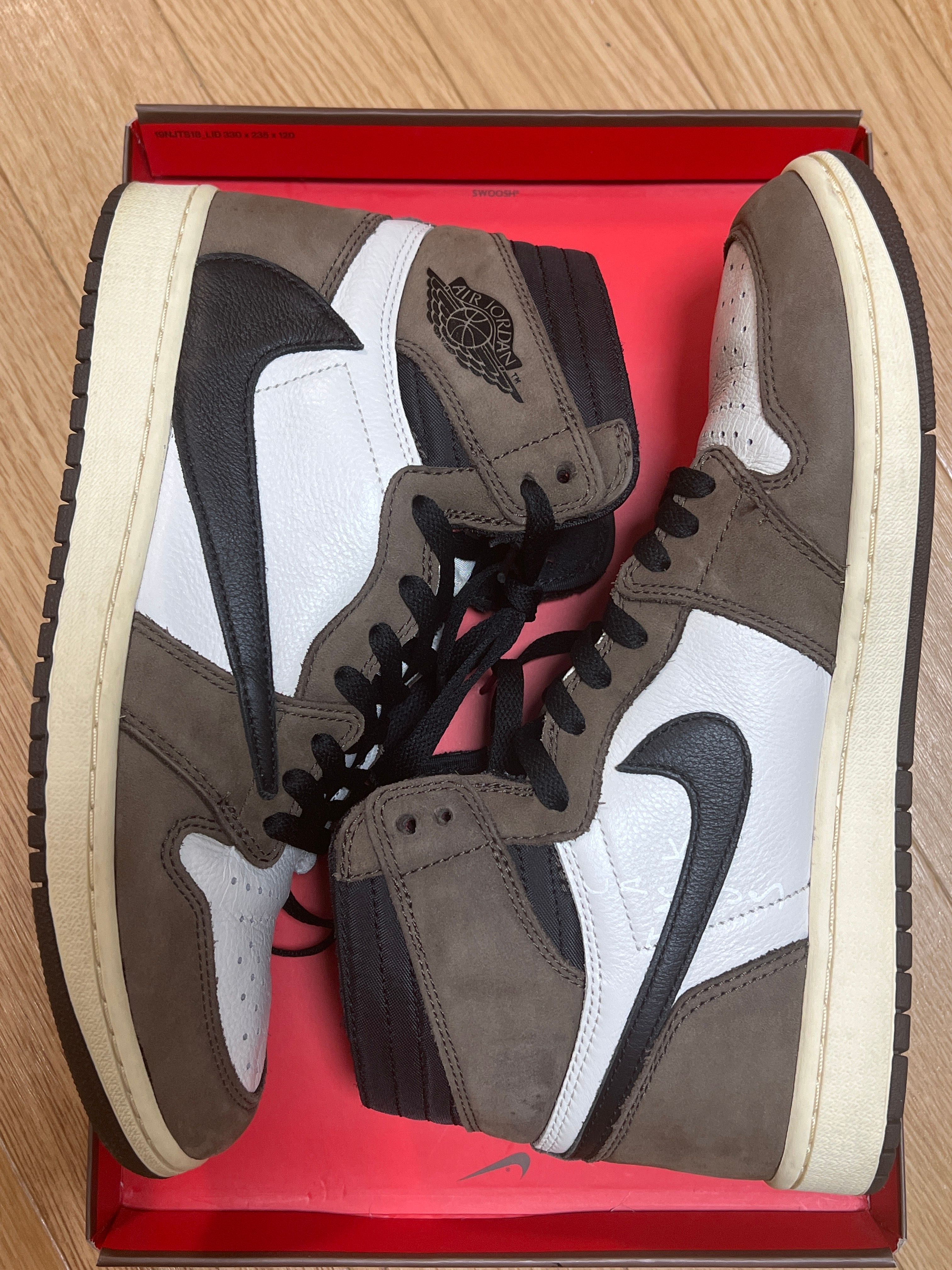 Travis Scott × Nike Air Jordan 1 Retro High OG TS SP "Sail/Dark Mocha"
