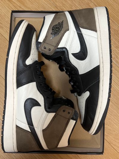 Nike Air Jordan 1 High OG "Sail/Dark Mocha/Black"