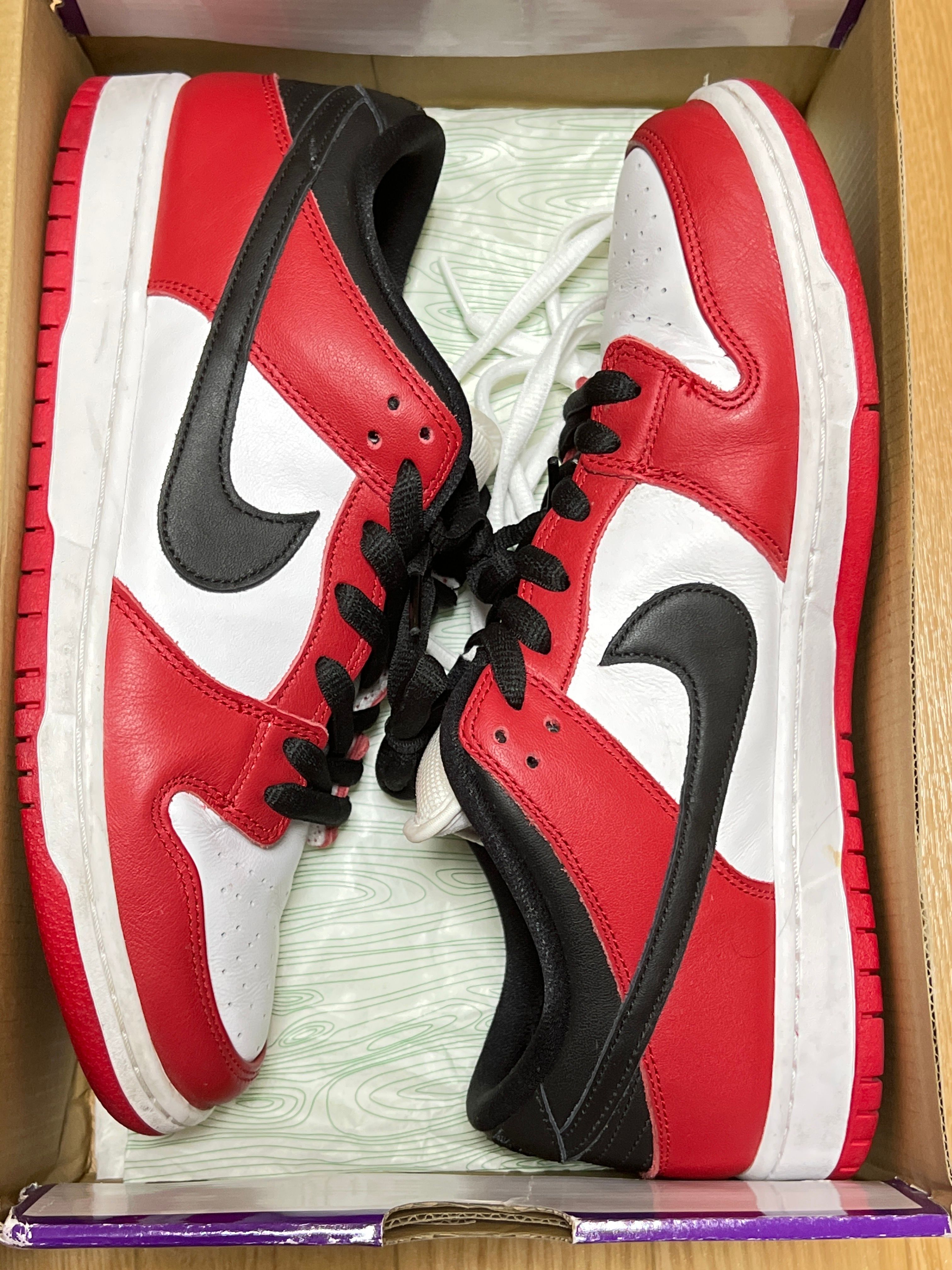 Nike SB Dunk Low Pro "J-Pack Chicago/Varsity Red and White"