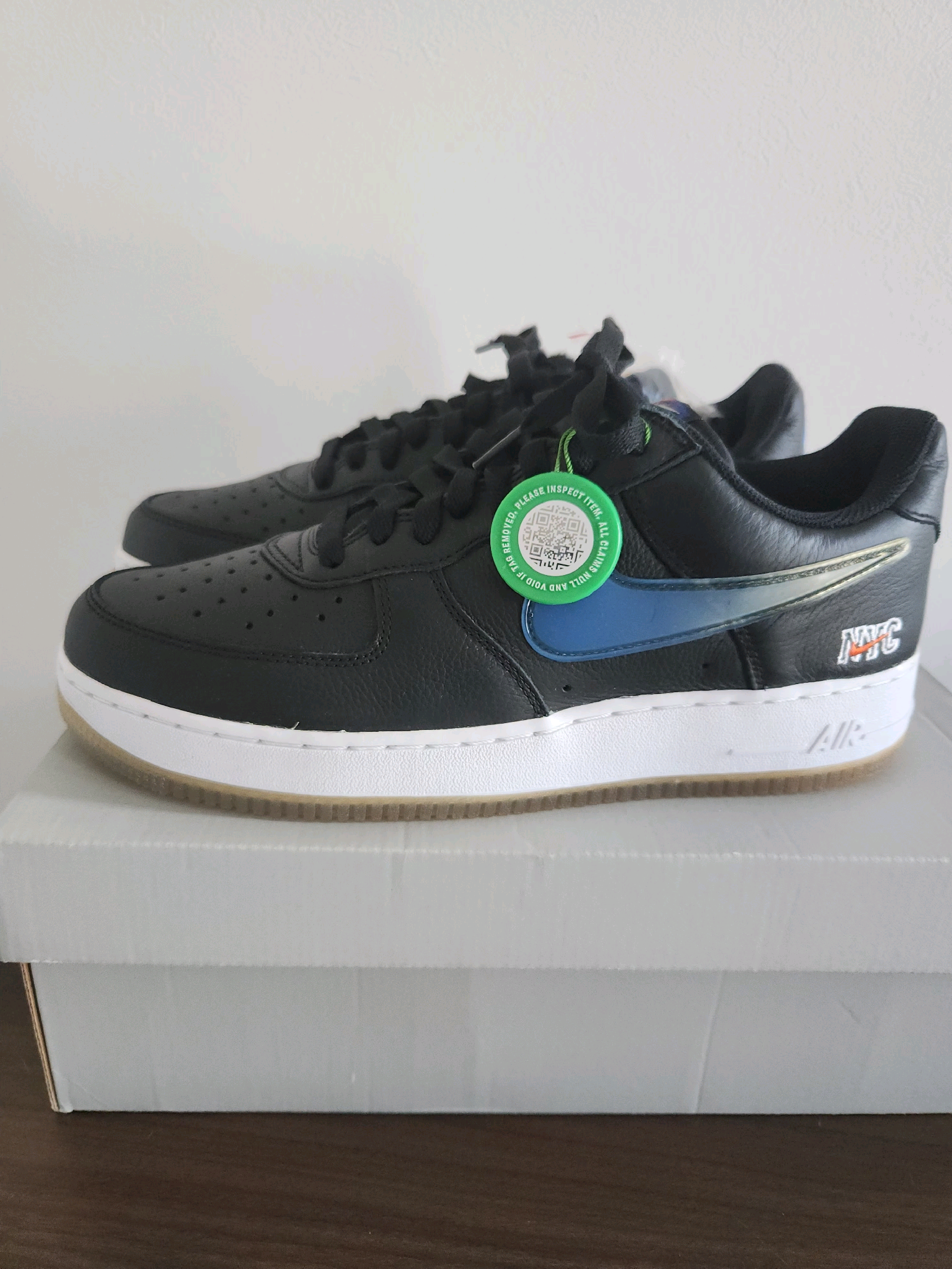KITH × Nike Air Force 1 Low New York Knicks "Black/Brilliant Orange/Rush/Brilliant White"