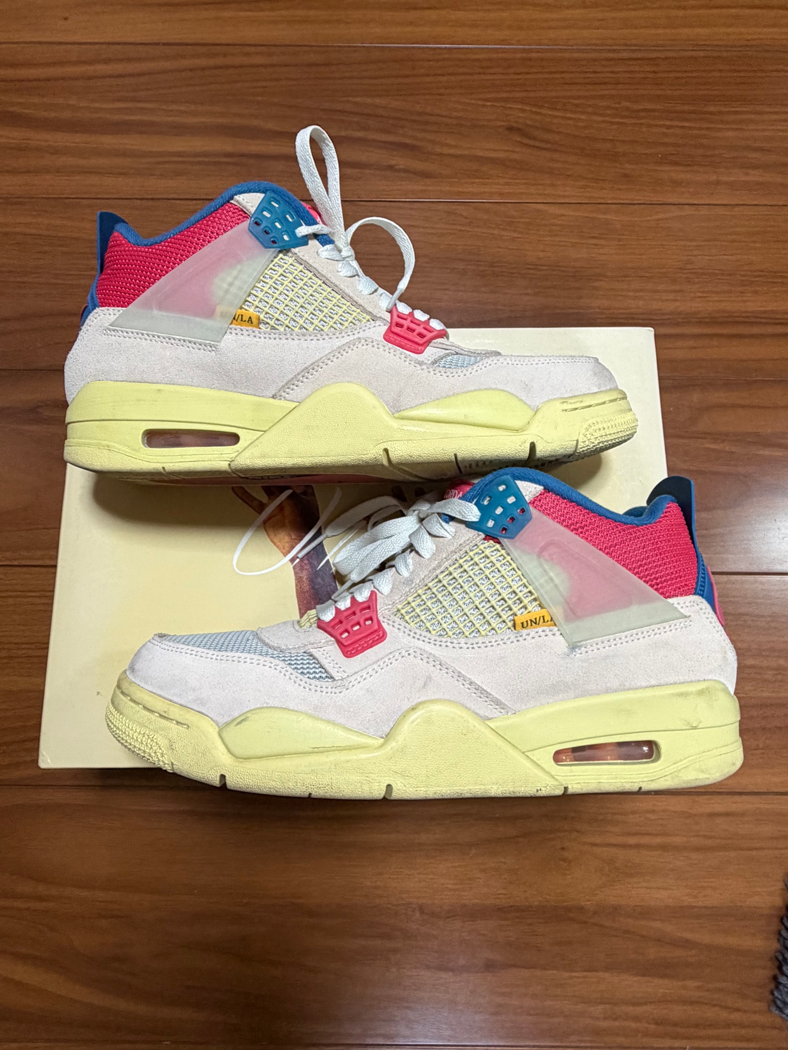 UNION × Nike Air Jordan 4 SP "Guava Ice/Light Fusion Red"