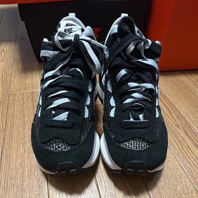 sacai × Nike Vapor Waffle "Black and White"