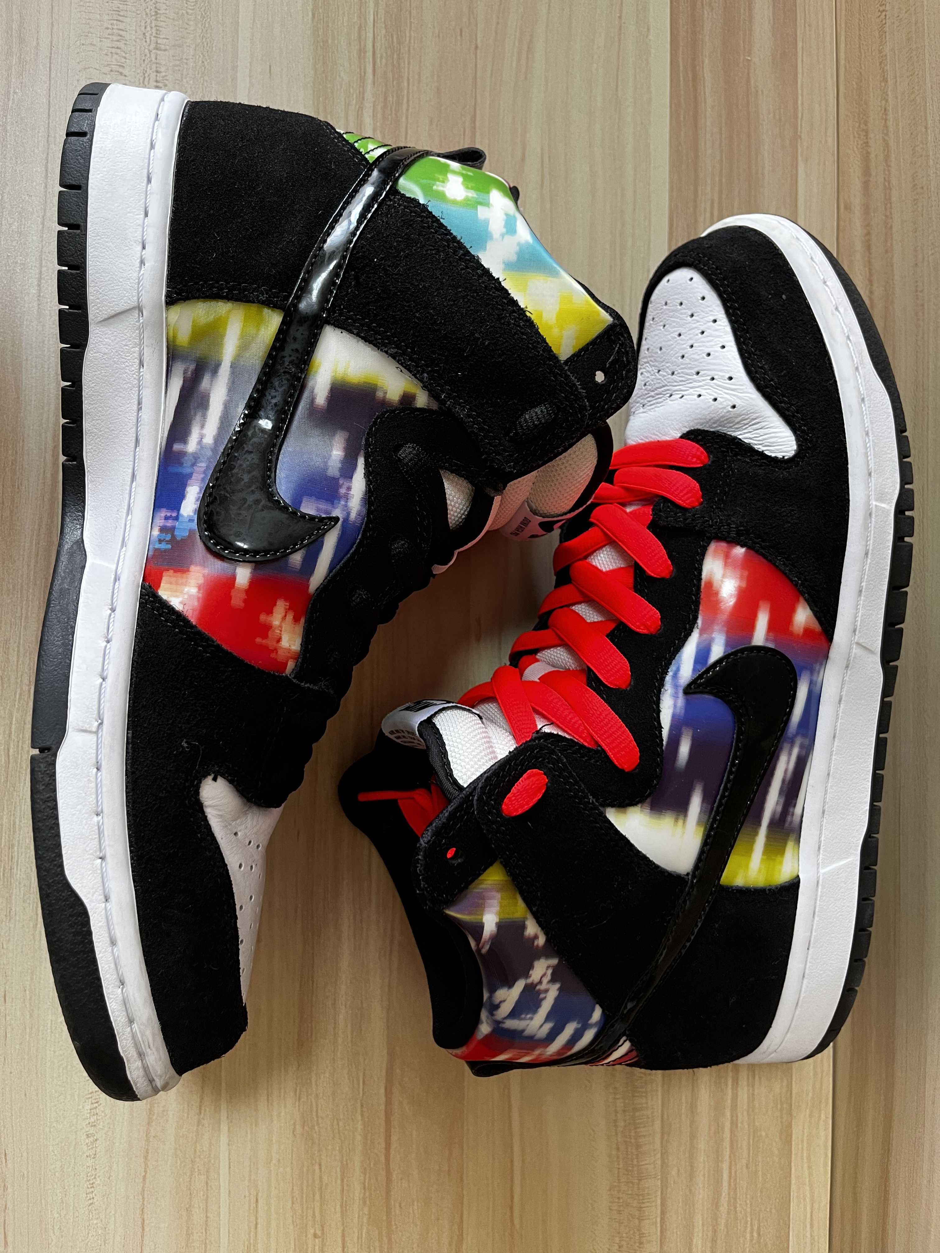 Nike SB Dunk High Pro "Test Pattern"