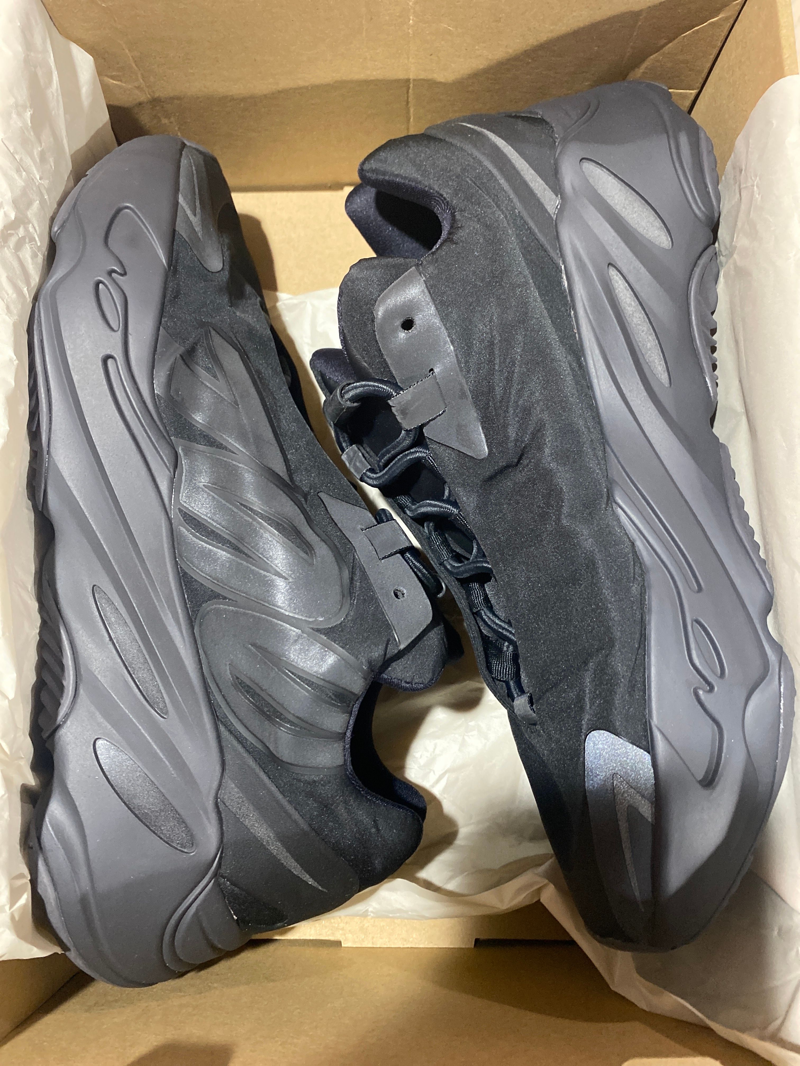 adidas YEEZY Boost 700 MNVN "Black"