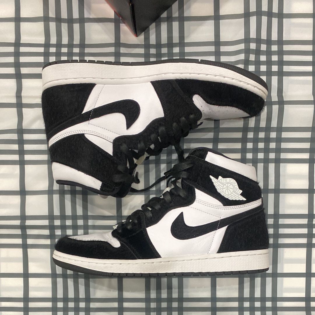 Nike Women's Air Jordan 1 Retro High OG "Black/White"