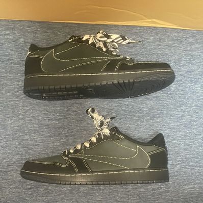 Travis Scott × Nike Air Jordan 1 Low OG SP "Black Phantom"