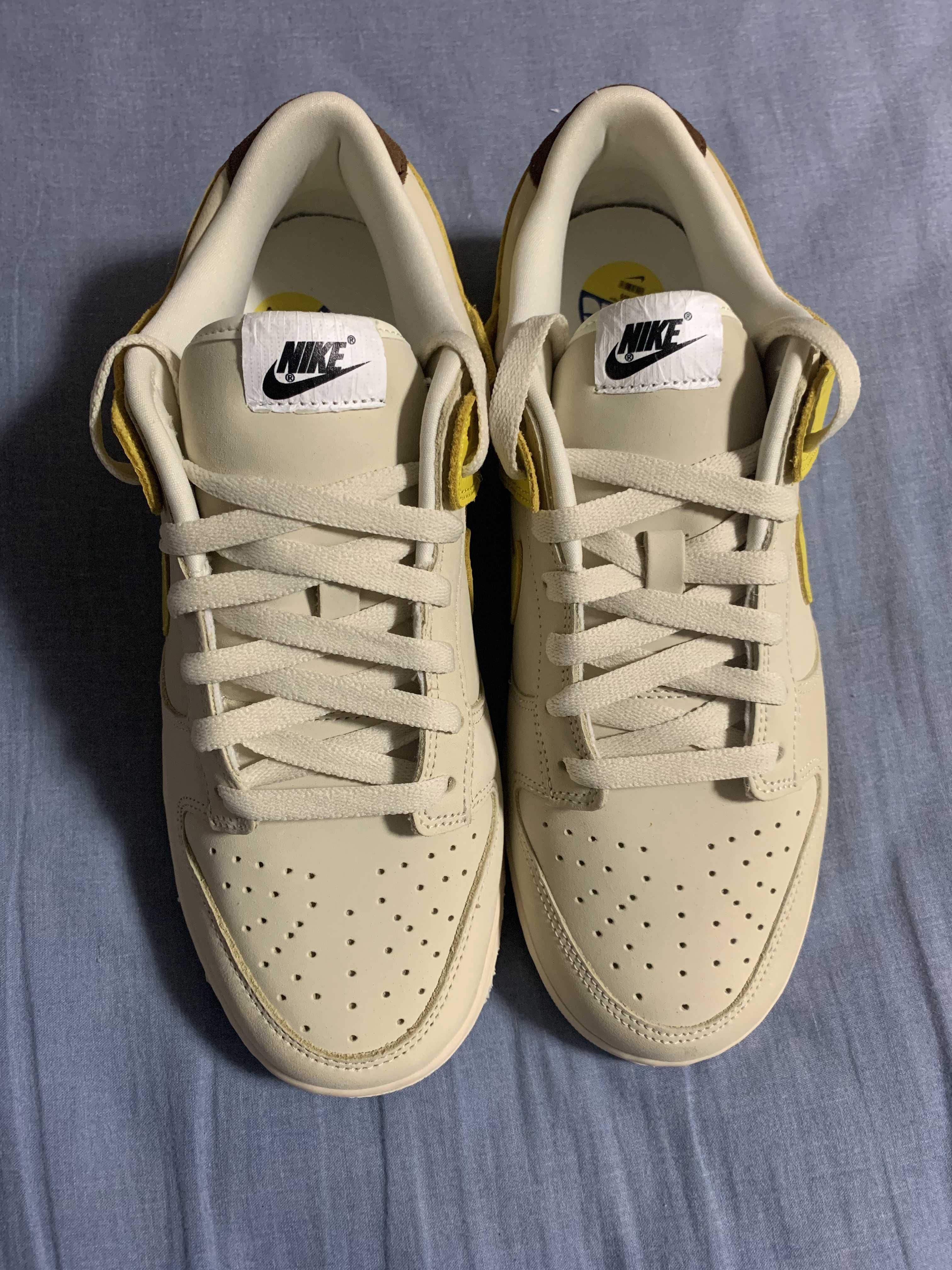 Nike Women's Dunk Low "Banana"